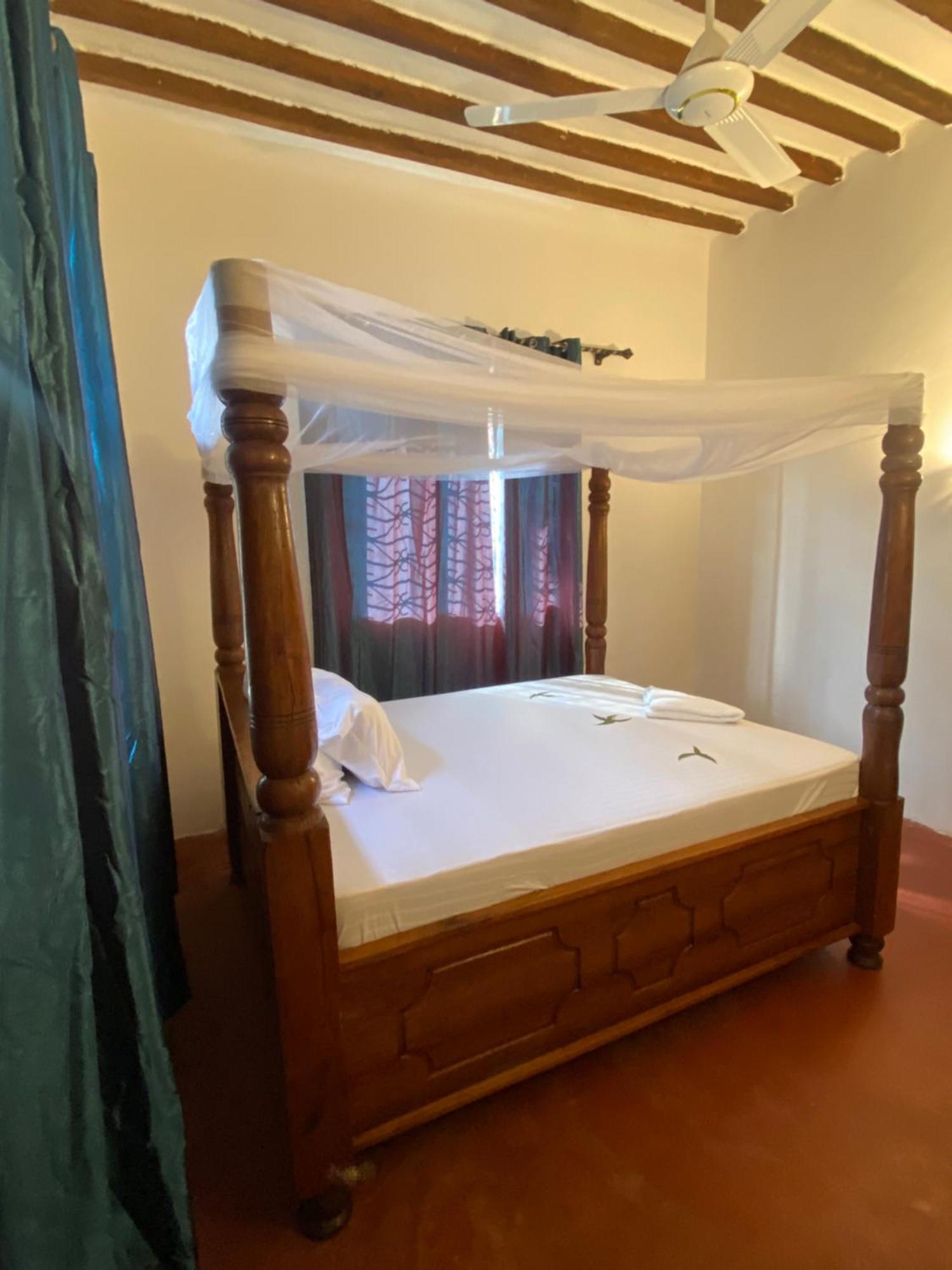 Kobwa House & Back Packers Apartment *