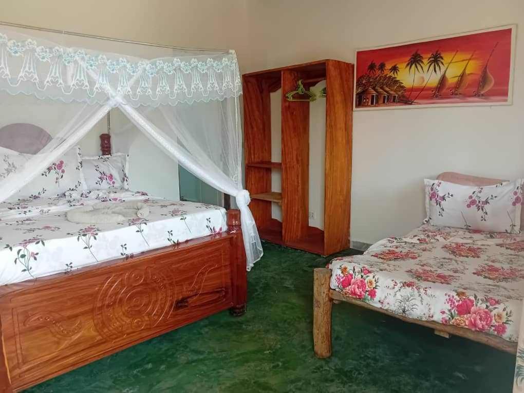 Sweet Bed & Breakfast *