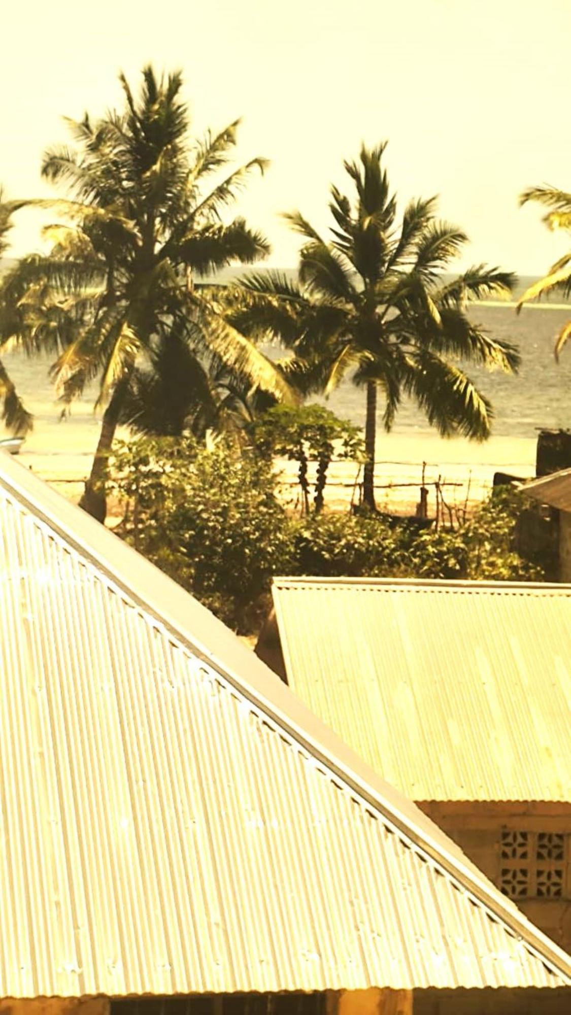 Uroa Hide Away * Zanzibar