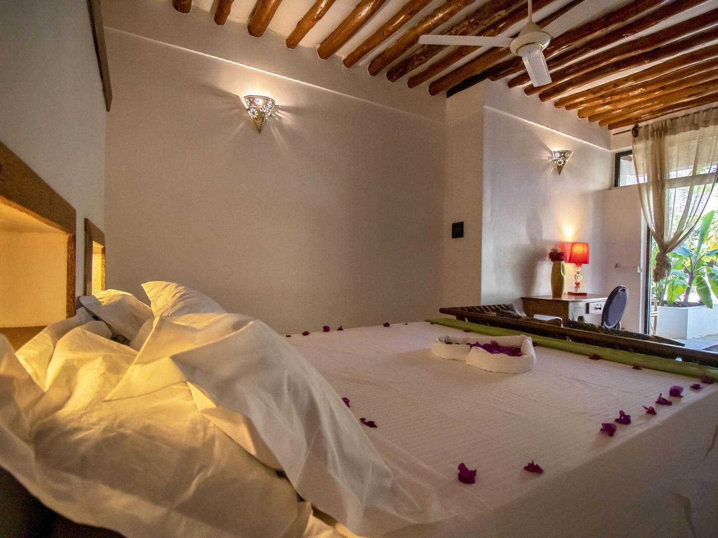 Rosa Maria Zanzibar 4*