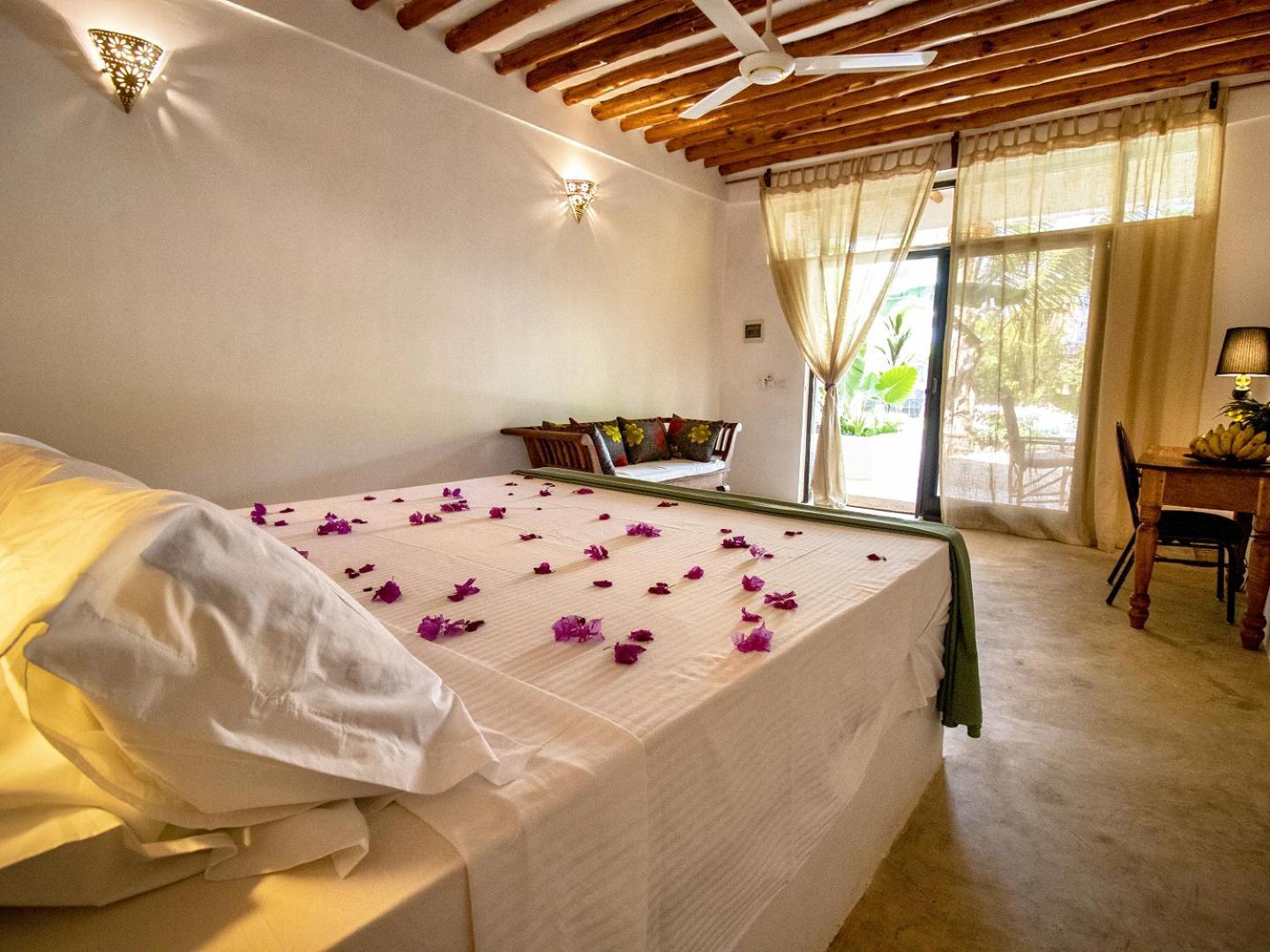 Rosa Maria Zanzibar