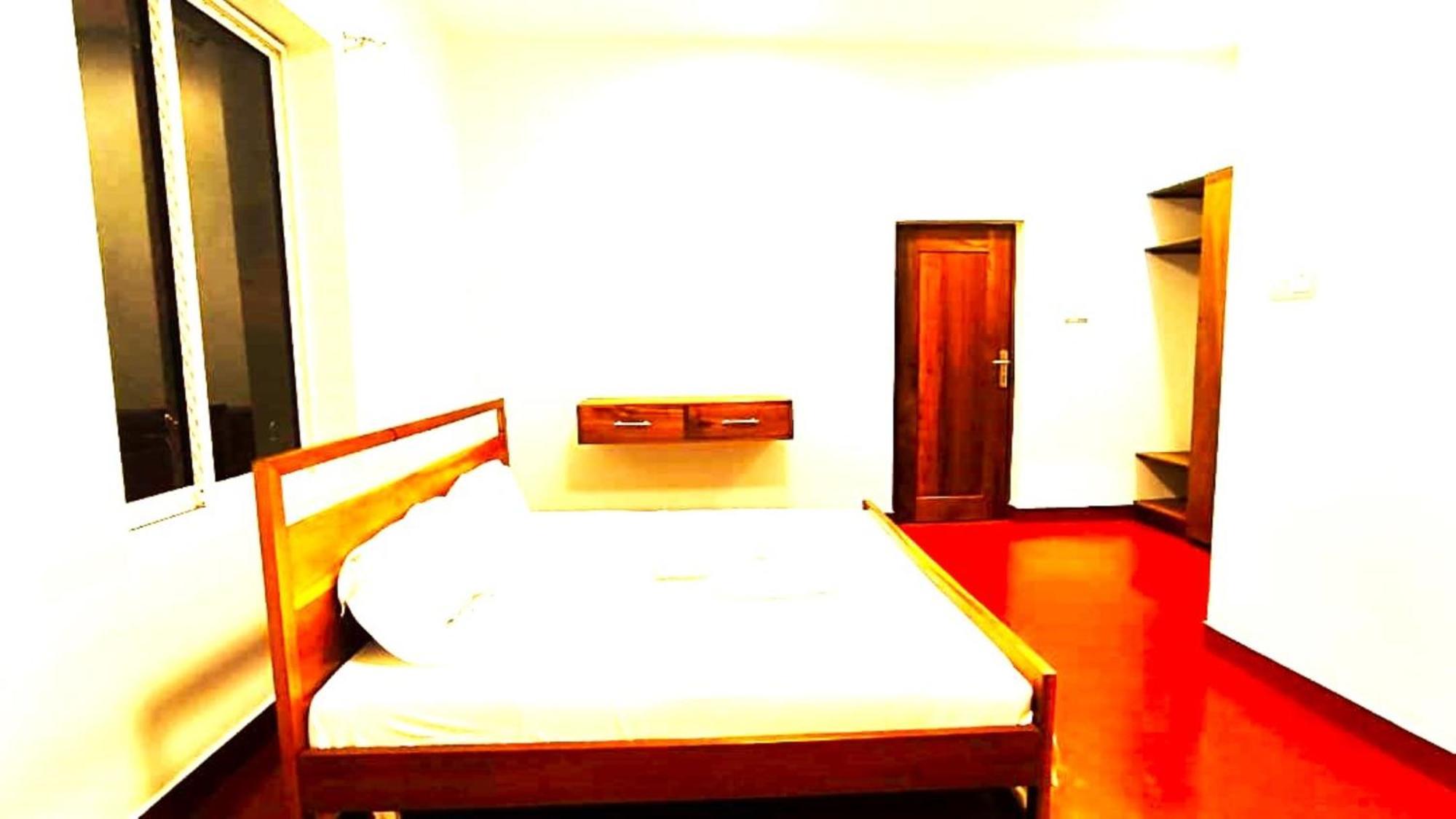 Bed & Breakfast Uroa Hide Away *