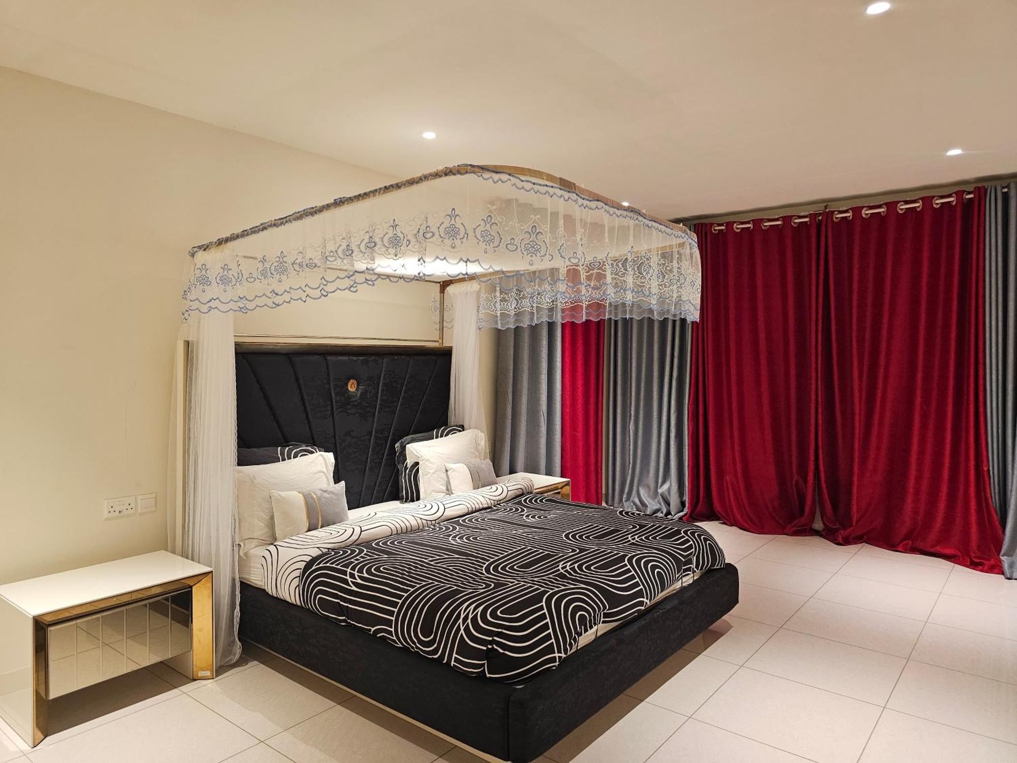 Luxury On Sea View Villa