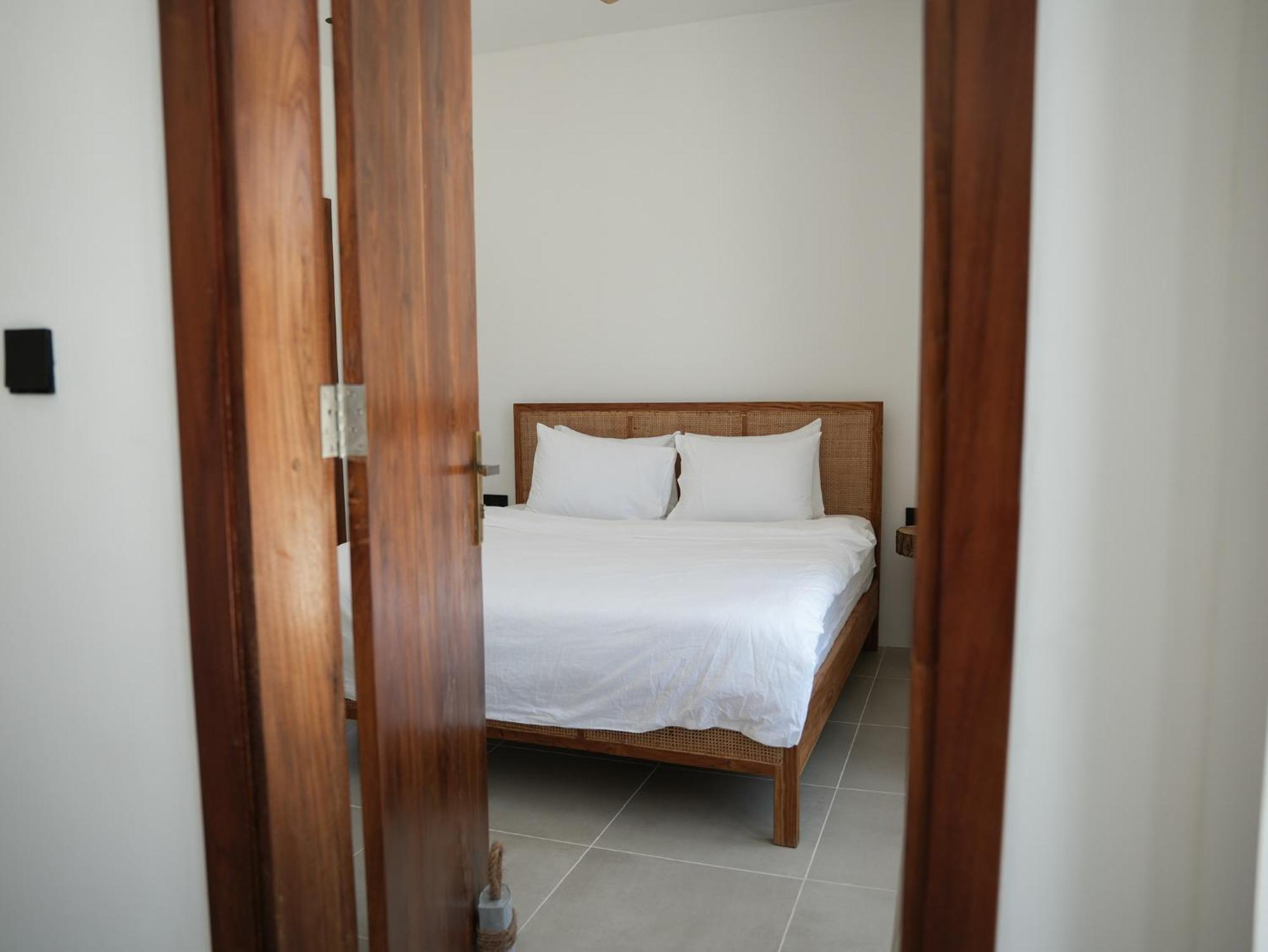 Julia - Luxury Ocean Views In Zanzibar *