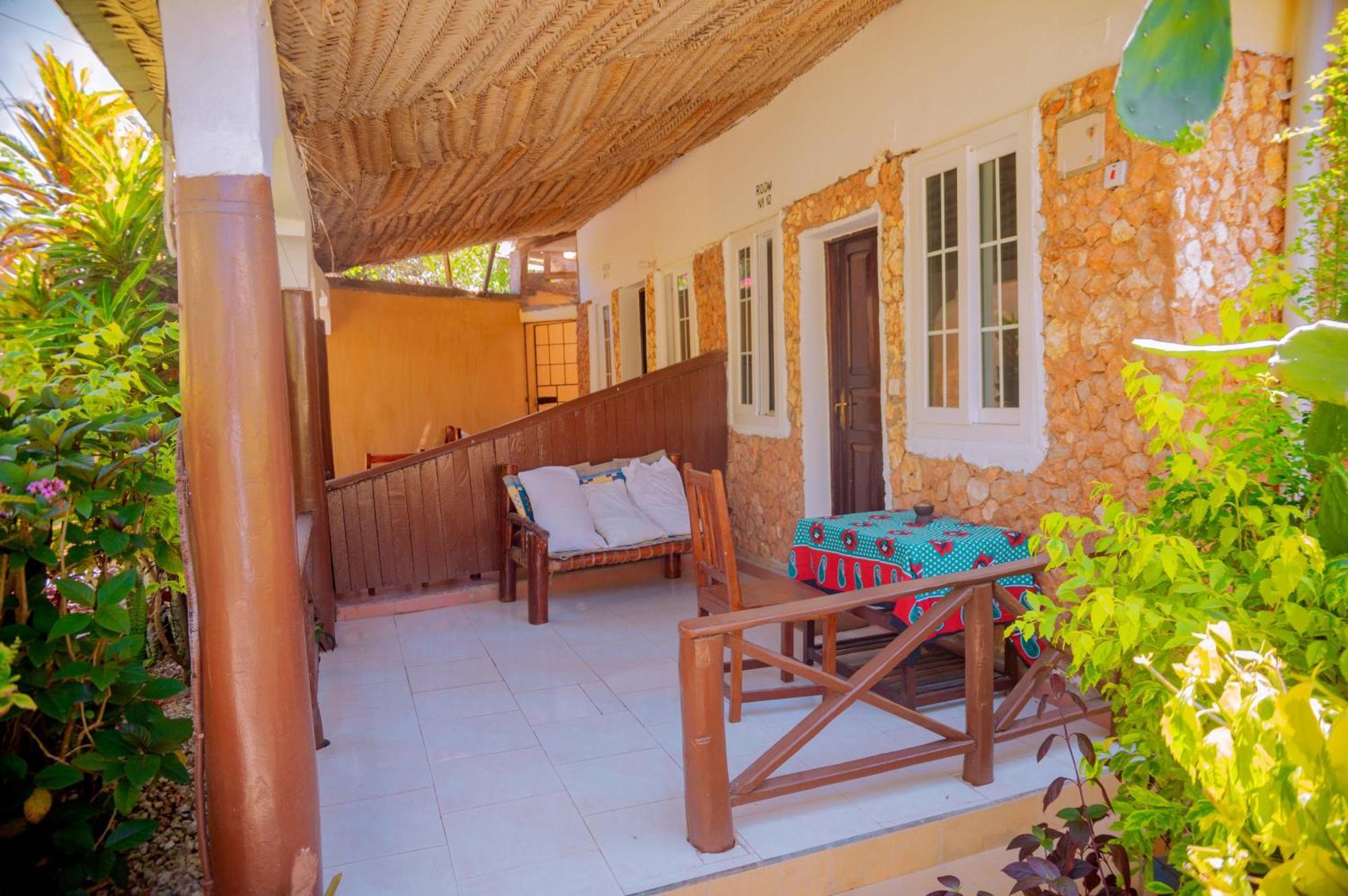 Baraka Hotel 2*