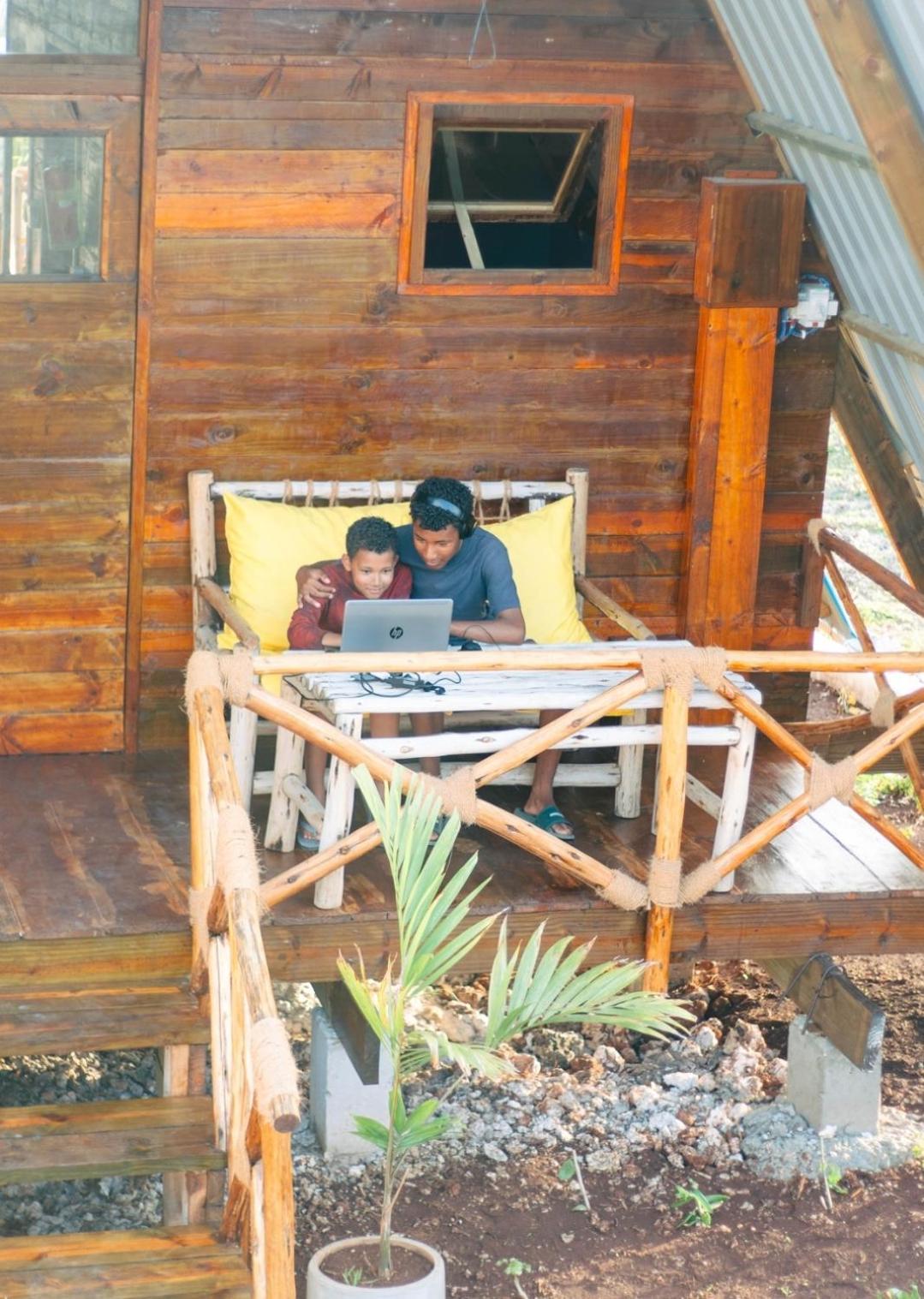 Eco-friendly A-frame 10min To * Nungwi