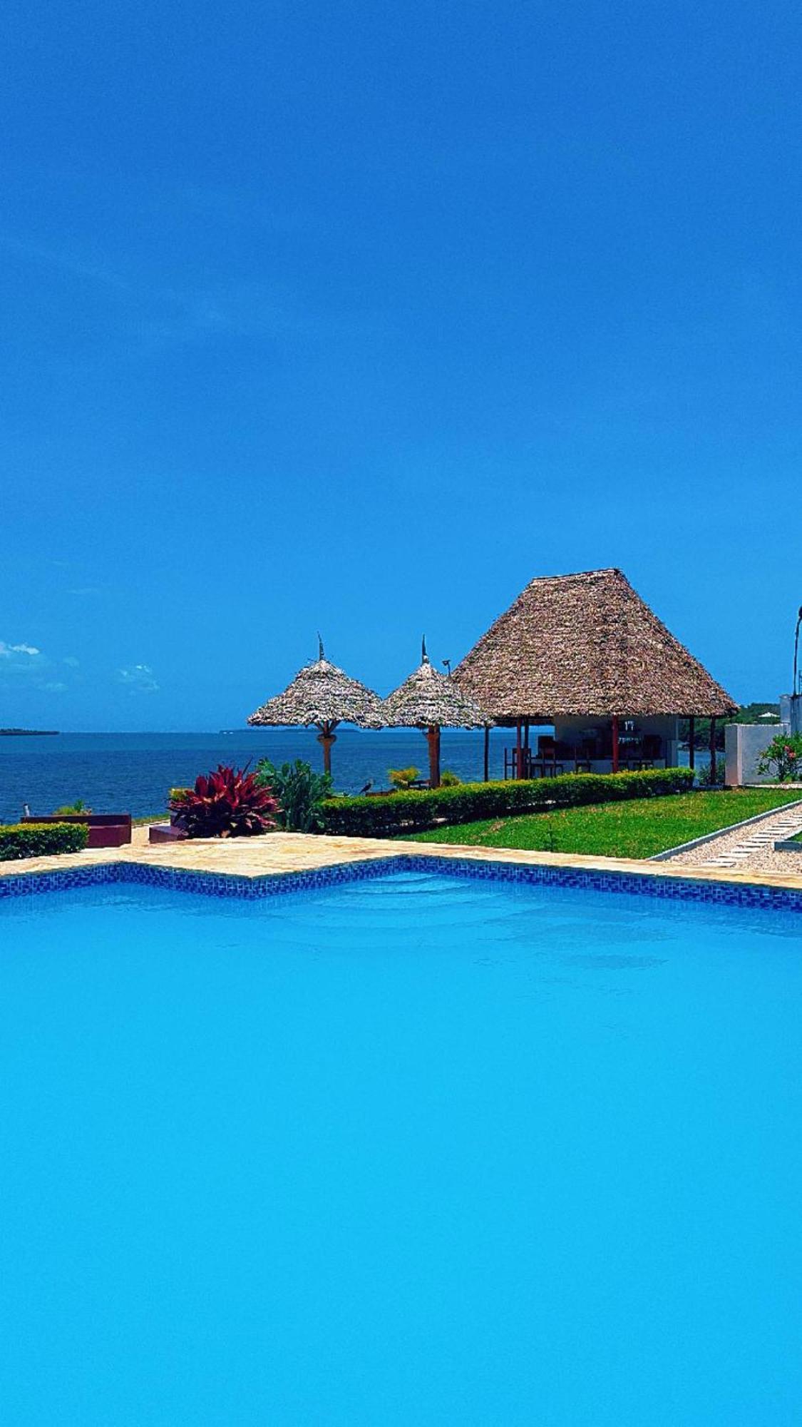 Calamari 5* Zanzibar