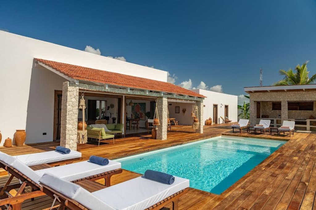 Pola Zanzibar *