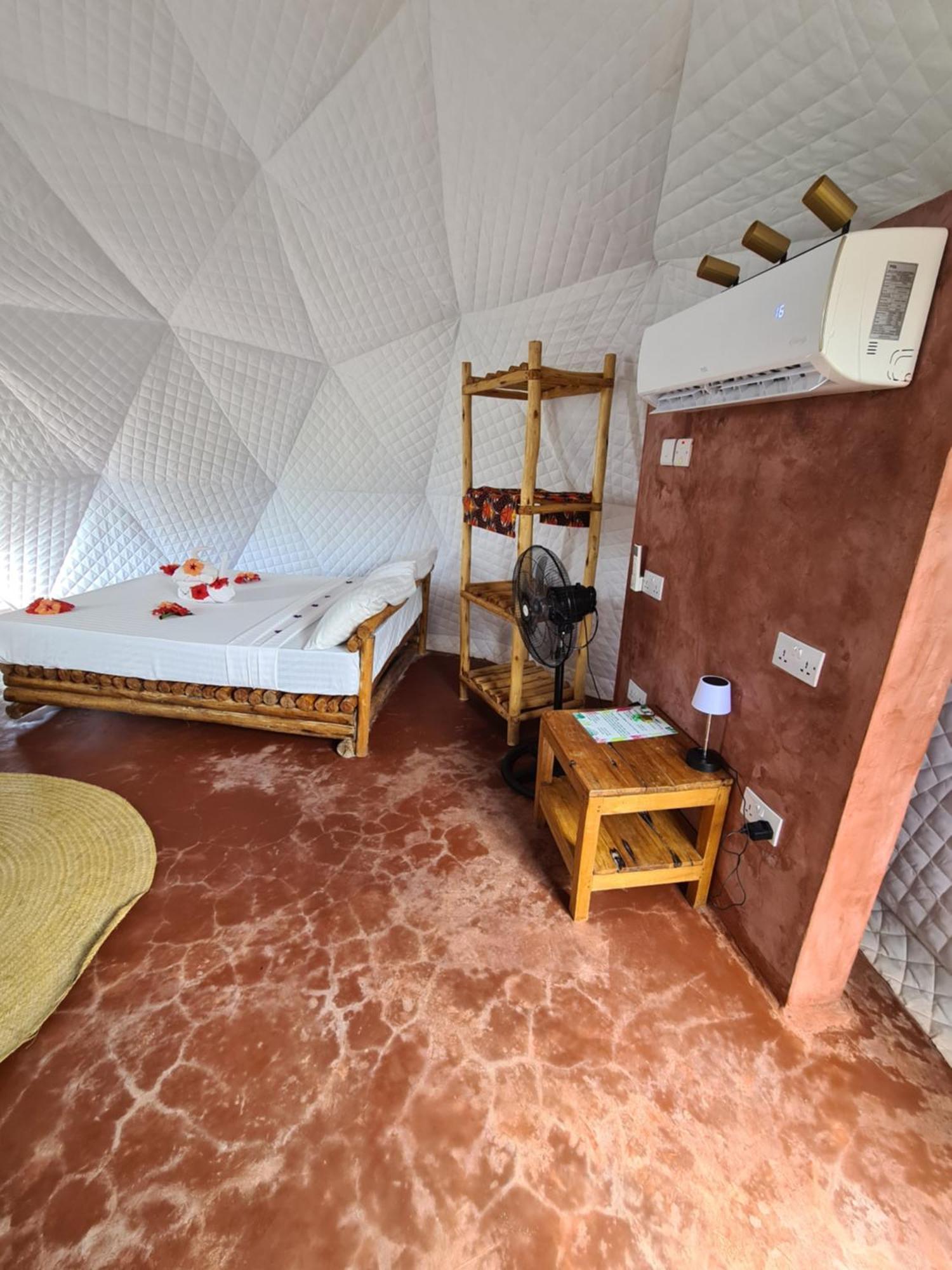 Hotel Paradise *