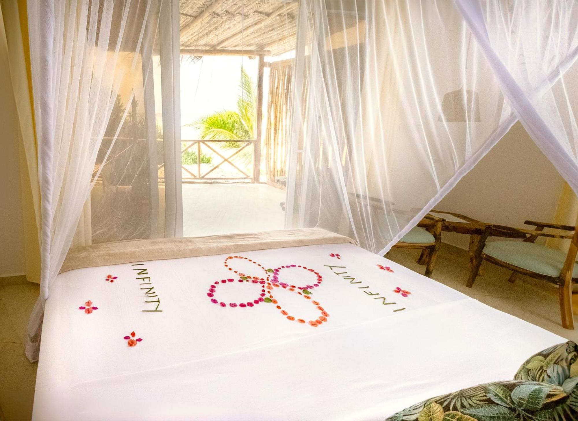 Infinity Boutique & Matemwe (Zanzibar)