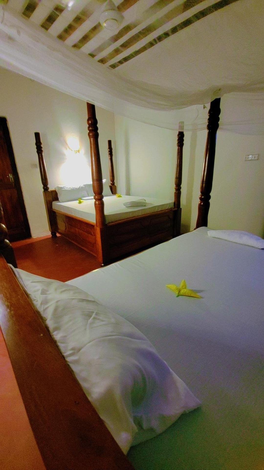 Kobwa House & Back Packers Apartment Nungwi