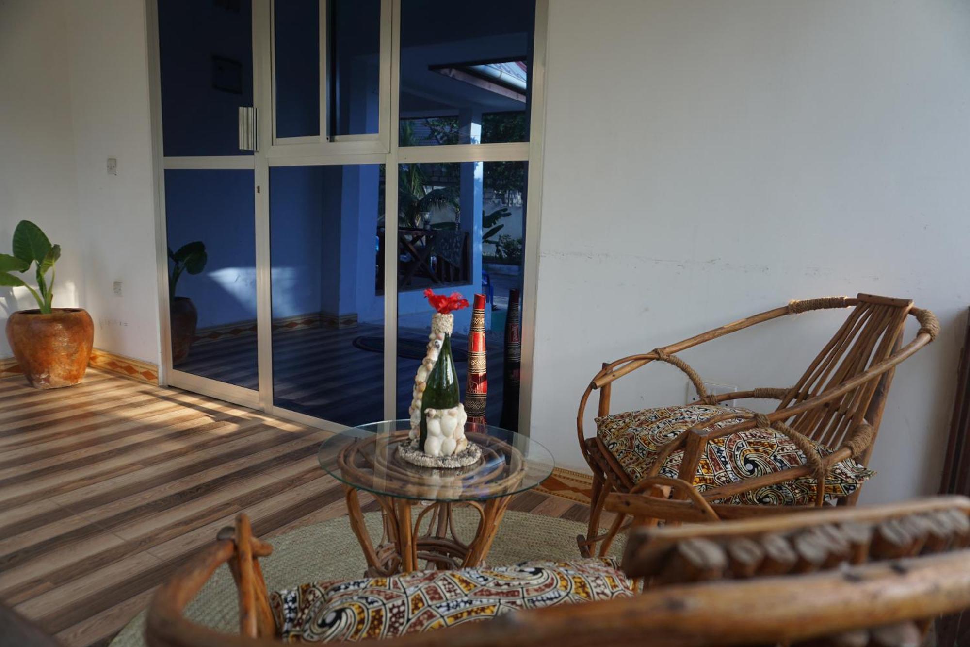 Cocolala House