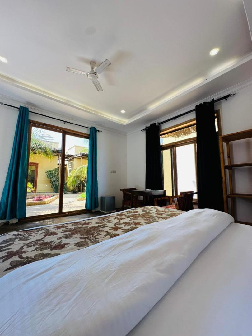 Palm Cultural Village