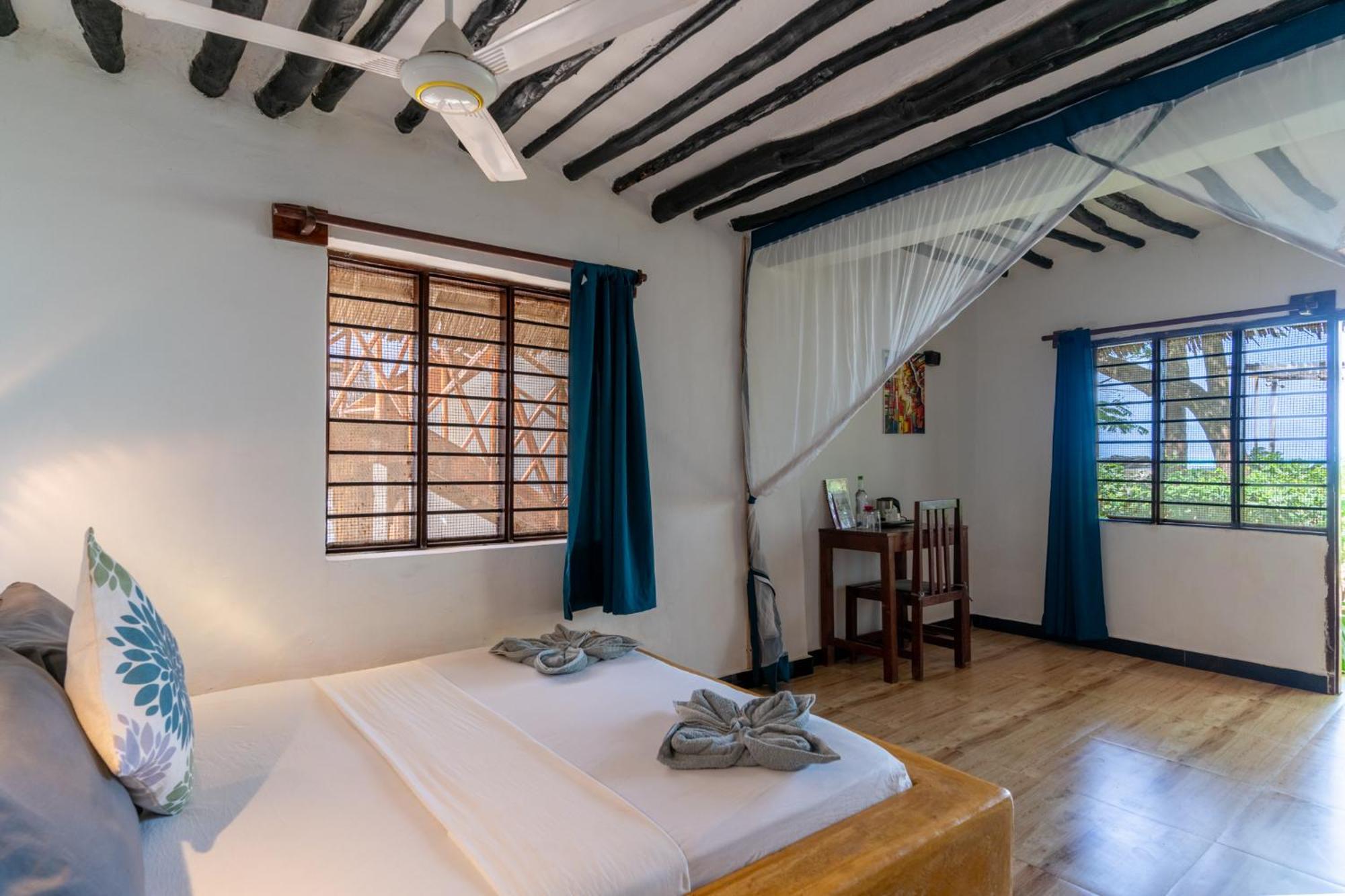Red Monkey Lodge