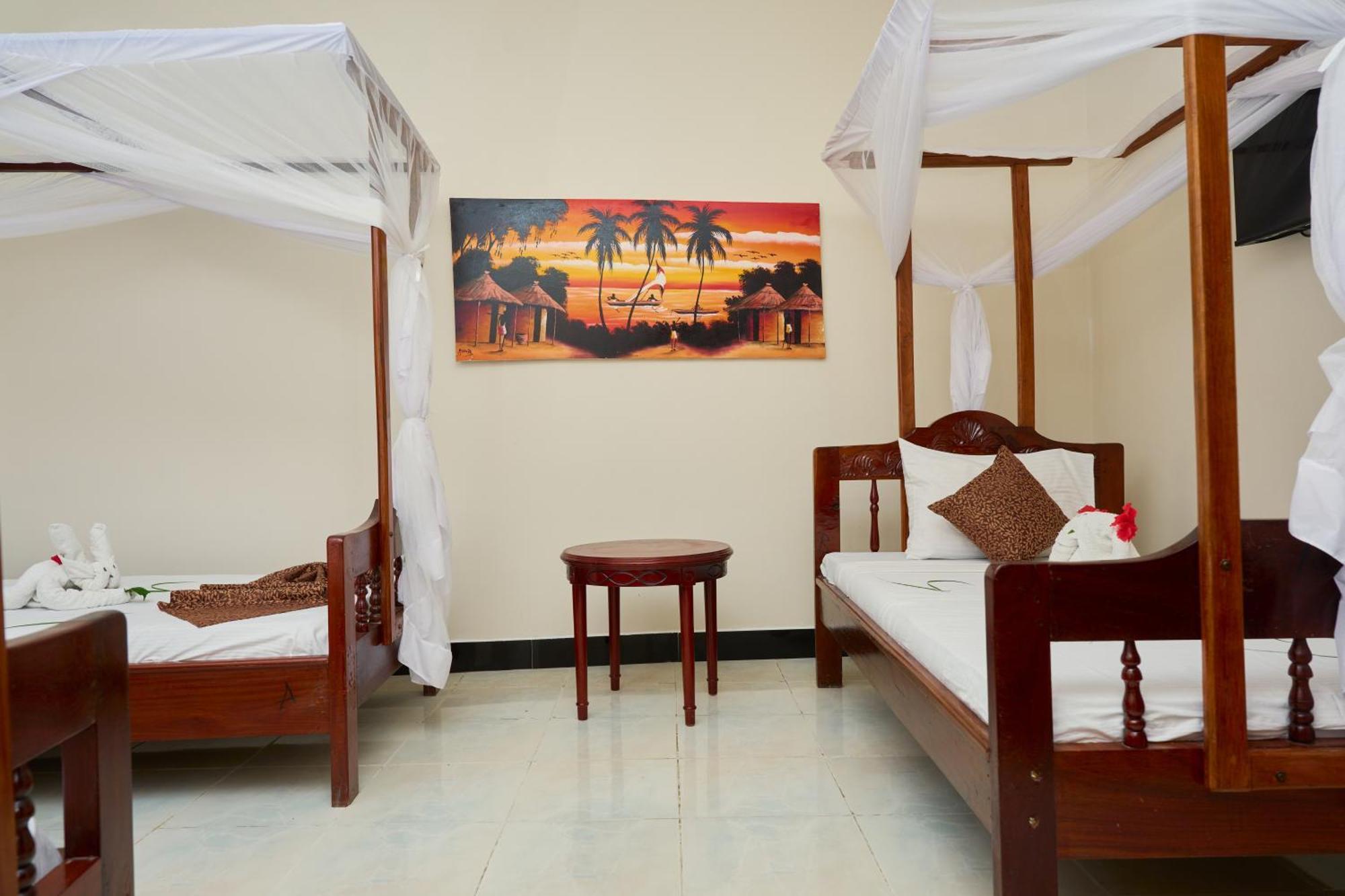 Hotel Safari 3*