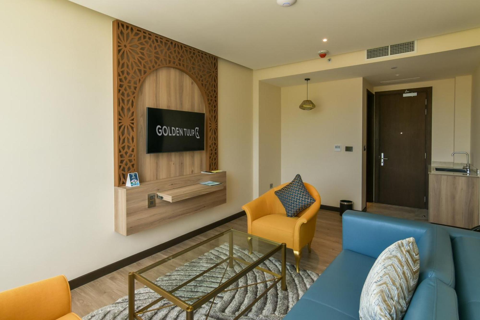 Golden Tulip Airport & 4* Zanzibar