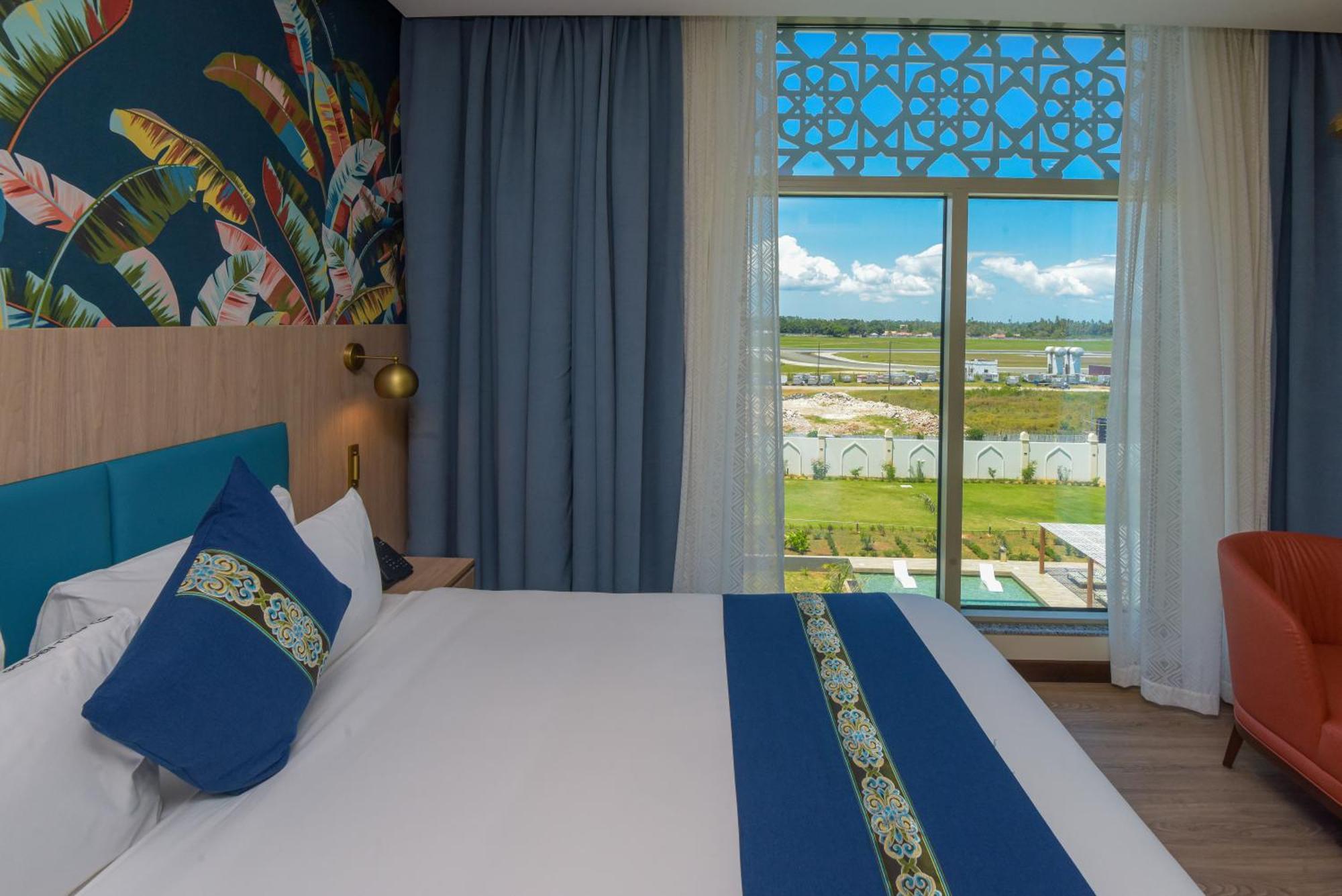 Golden Tulip Airport & 4* Zanzibar