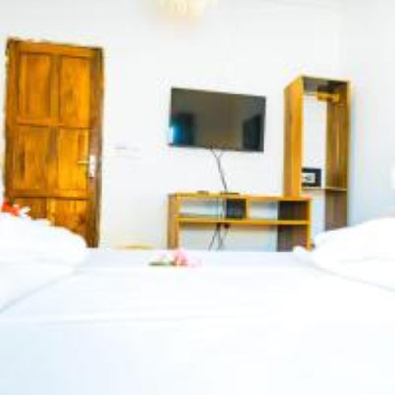Tamu House Guest house *