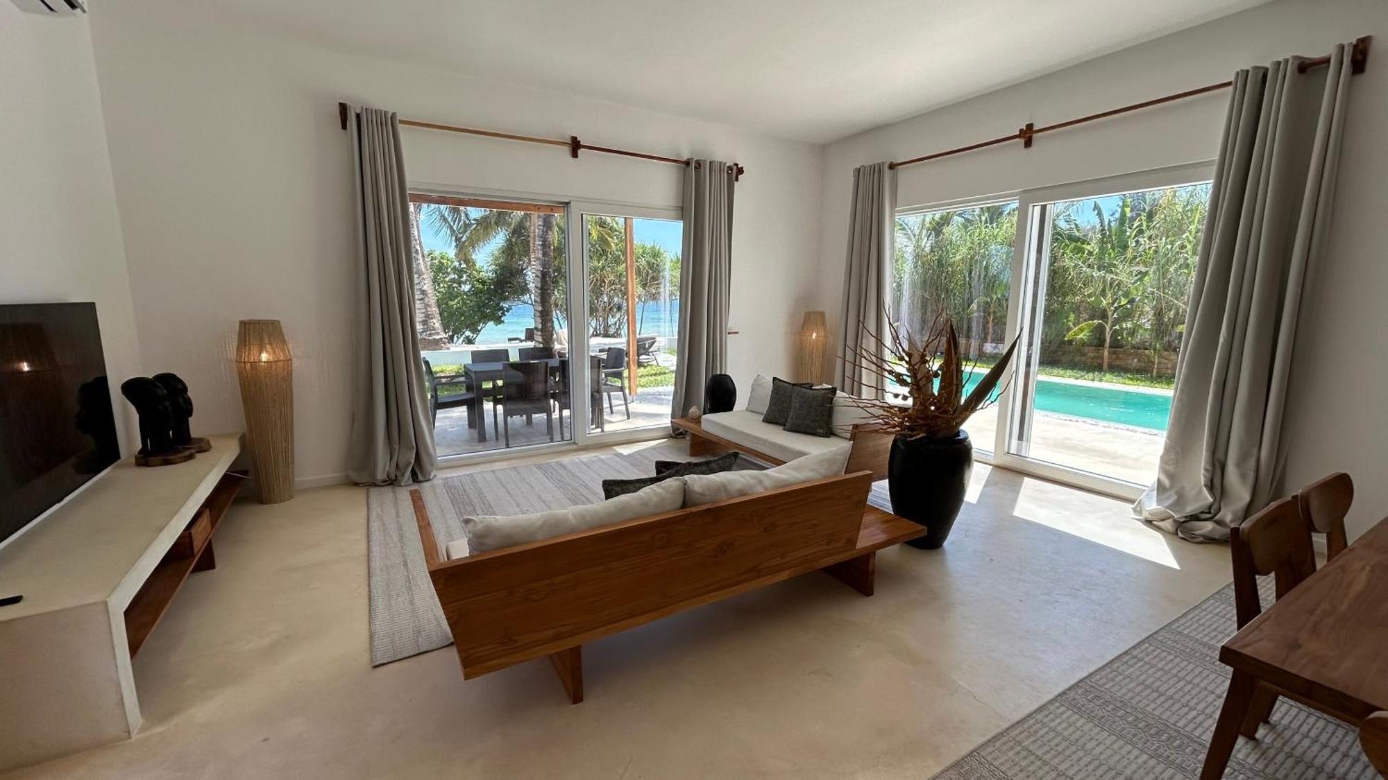 Shepherd Zanzibar - Luxury Front - Kiwengwa Villa