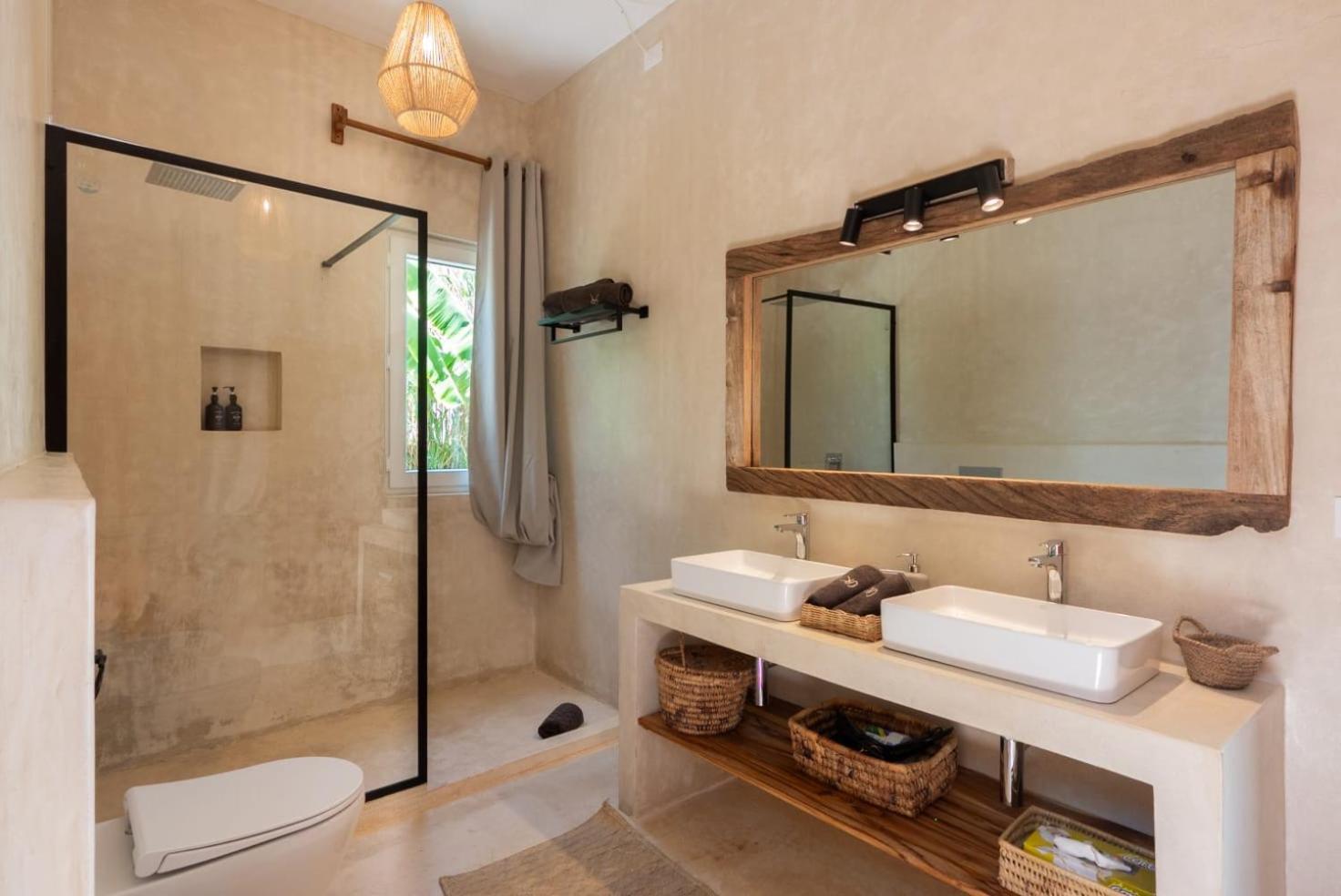Shepherd Zanzibar - Luxury Front - Kiwengwa Villa