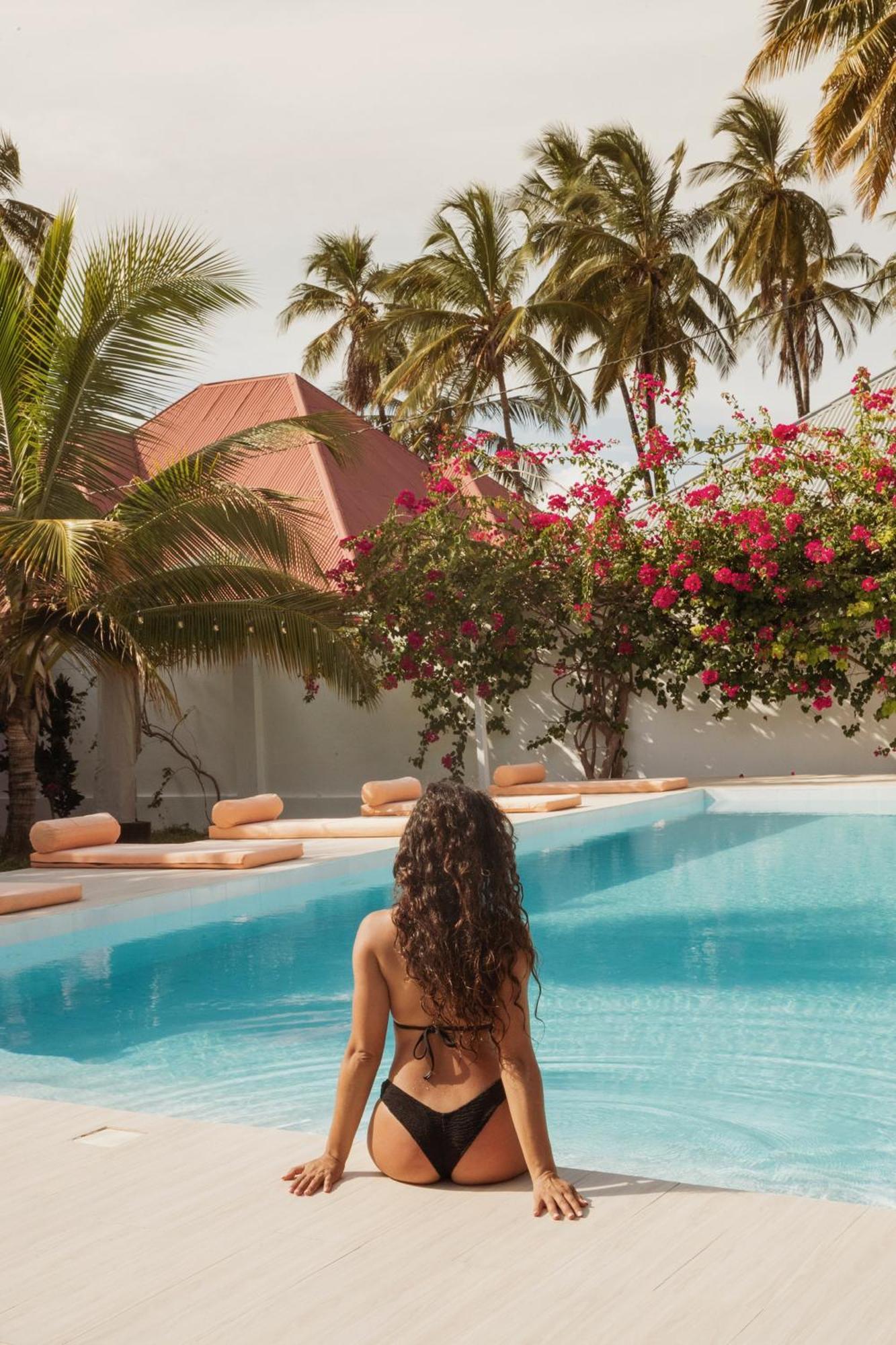 White House Resort