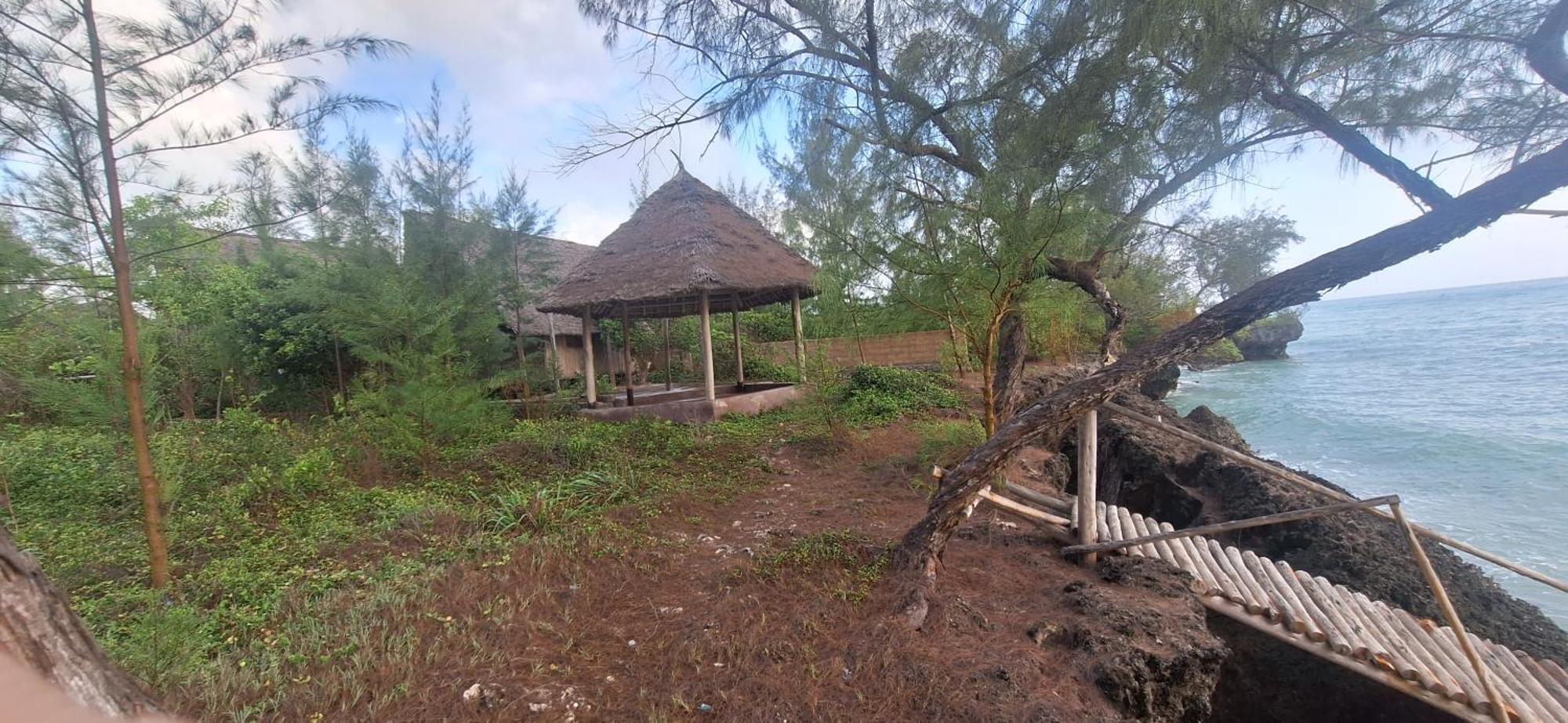Amerani Nyumba Pongwe
