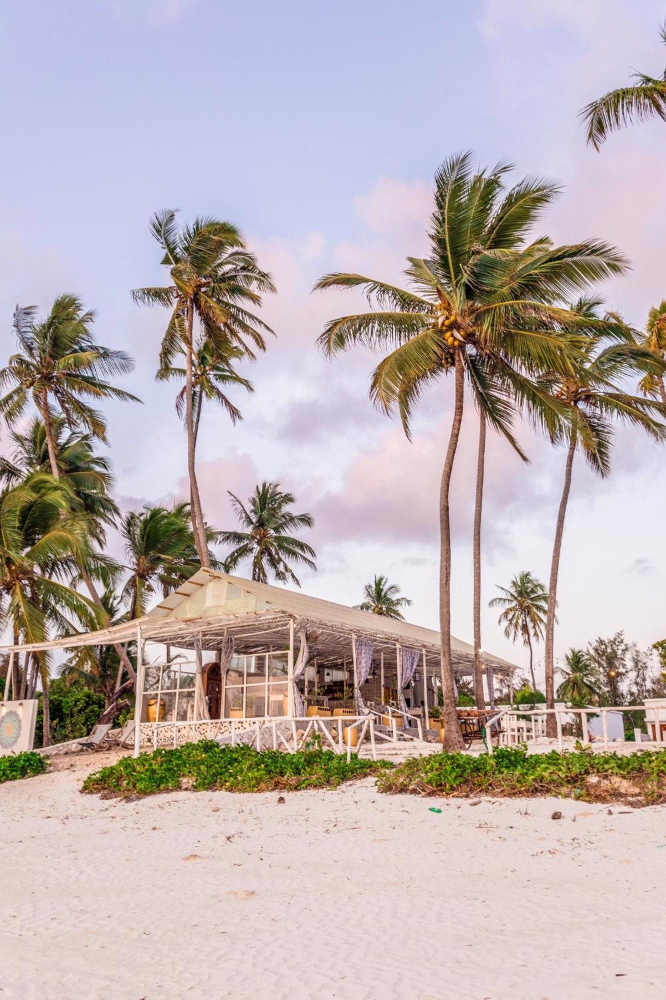 Hotel Pili Pili Orient 5*