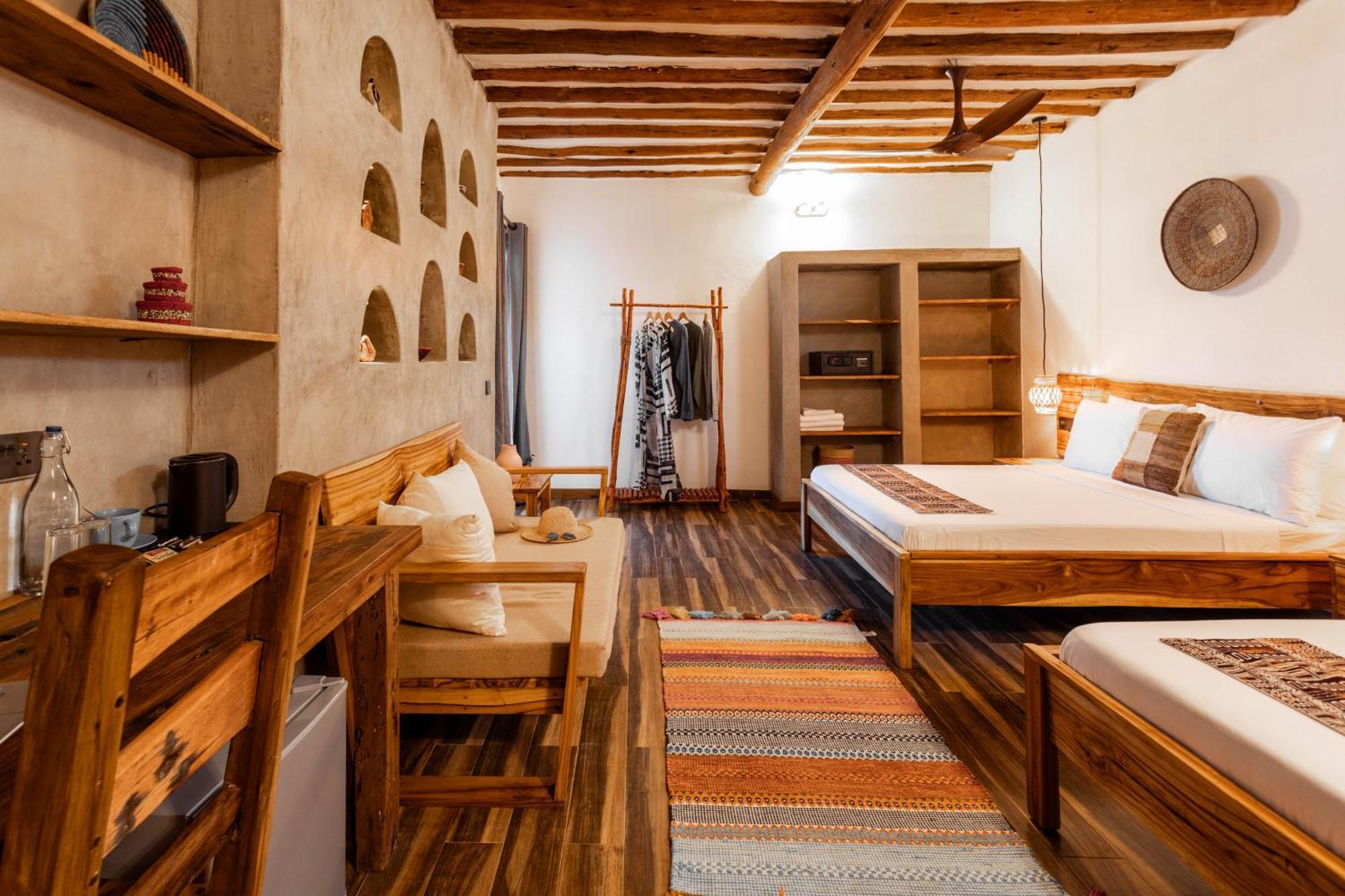 Casa Ananda Boutique