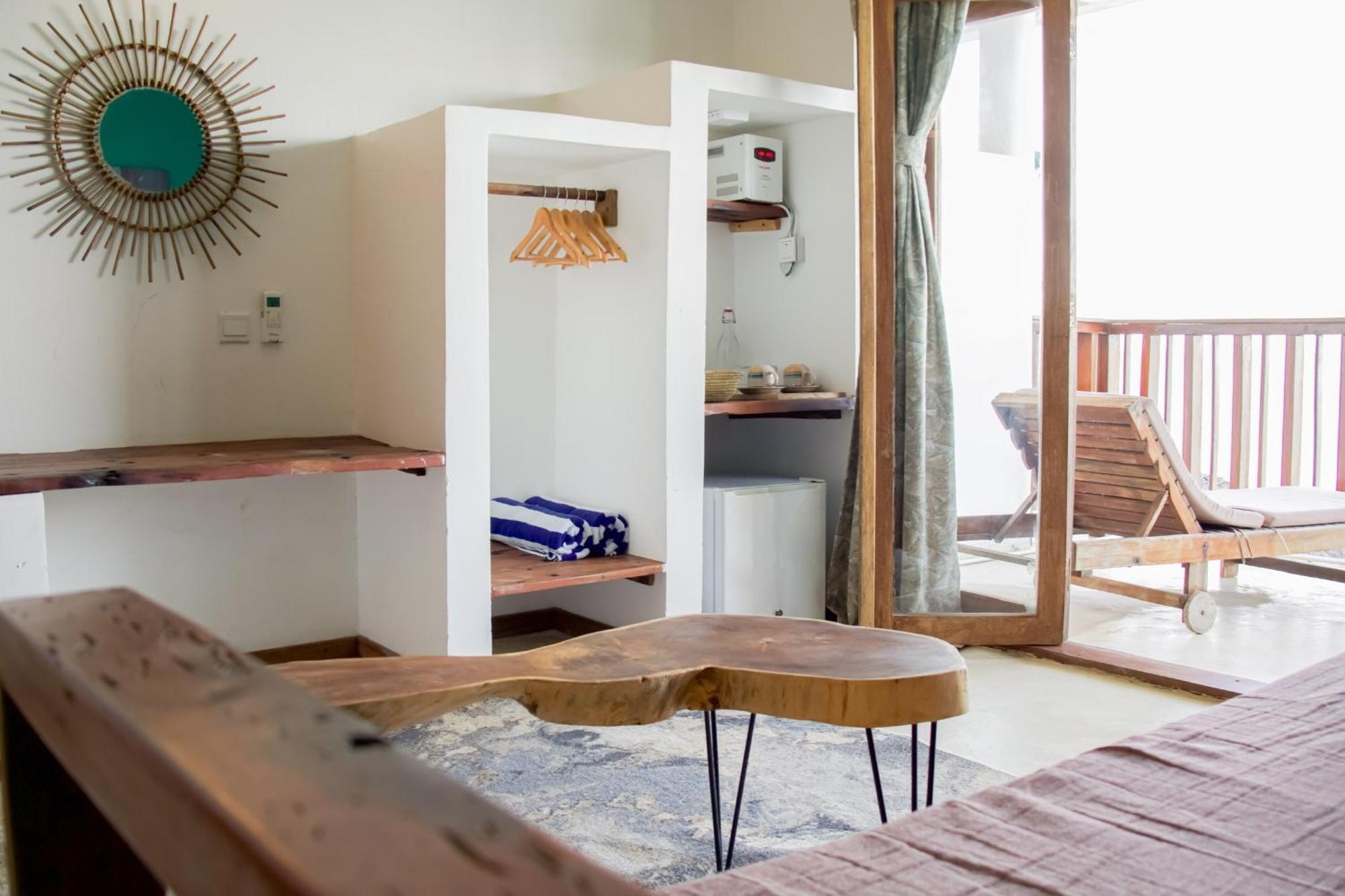 Hotel Pili Pili 4*