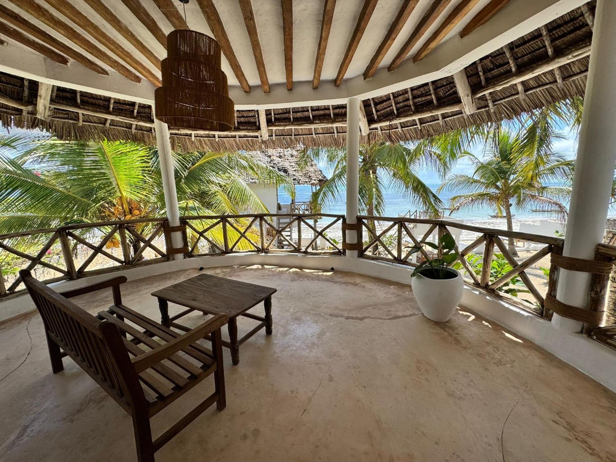 Mango House Guest house 3*