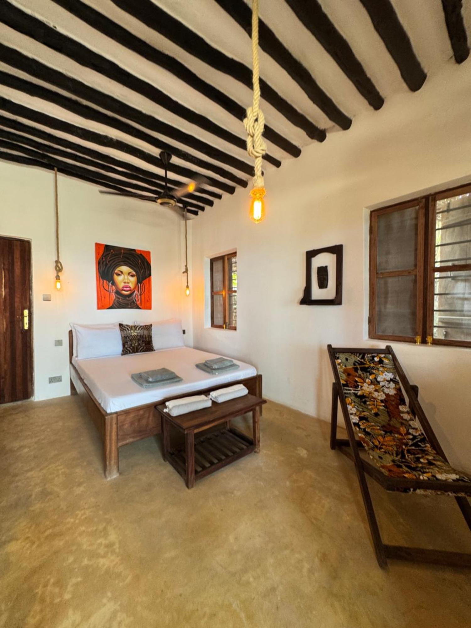 Mango House Guest house