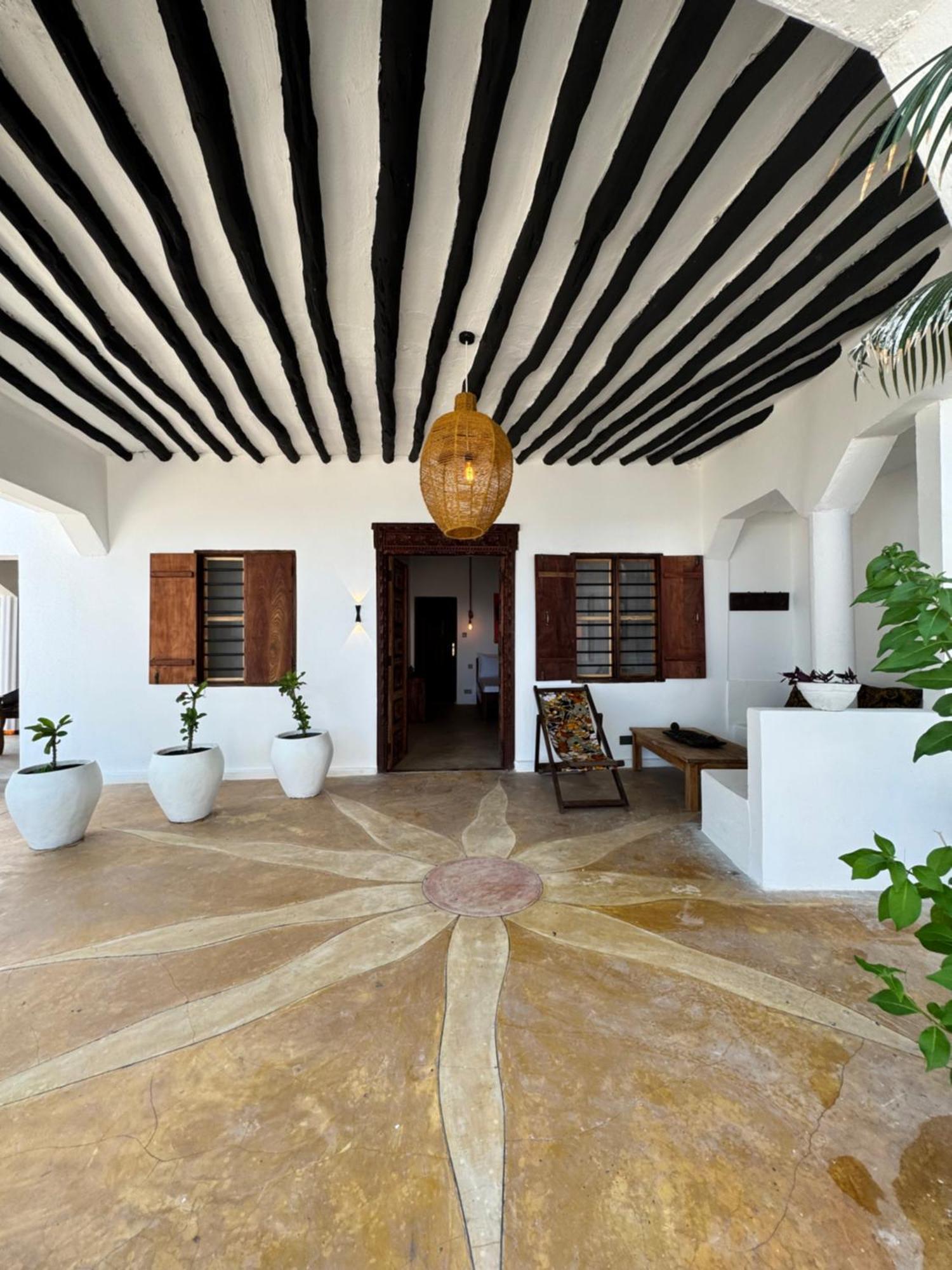 Mango House Guest house 3*