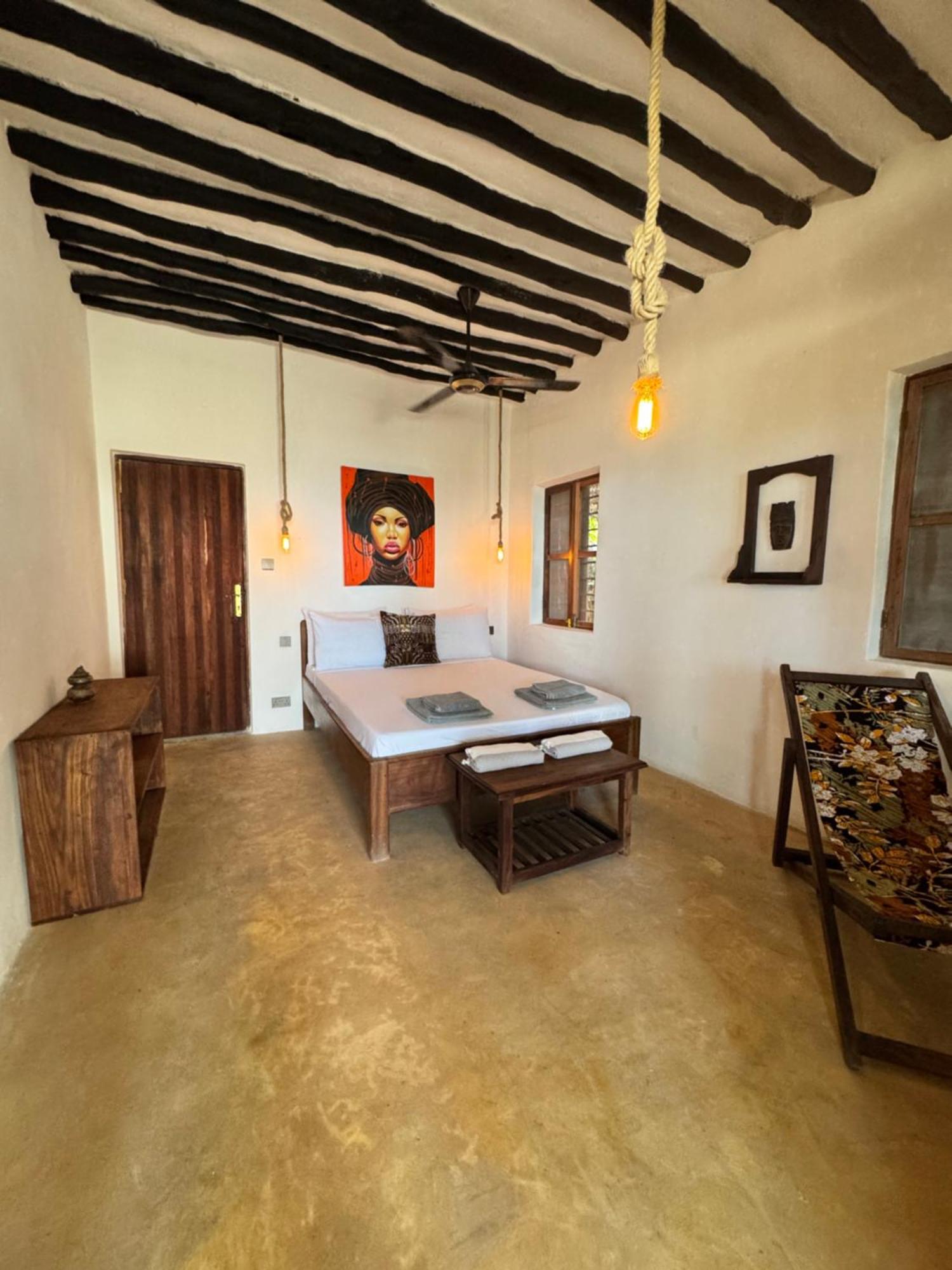 Guest house Mango House 3*