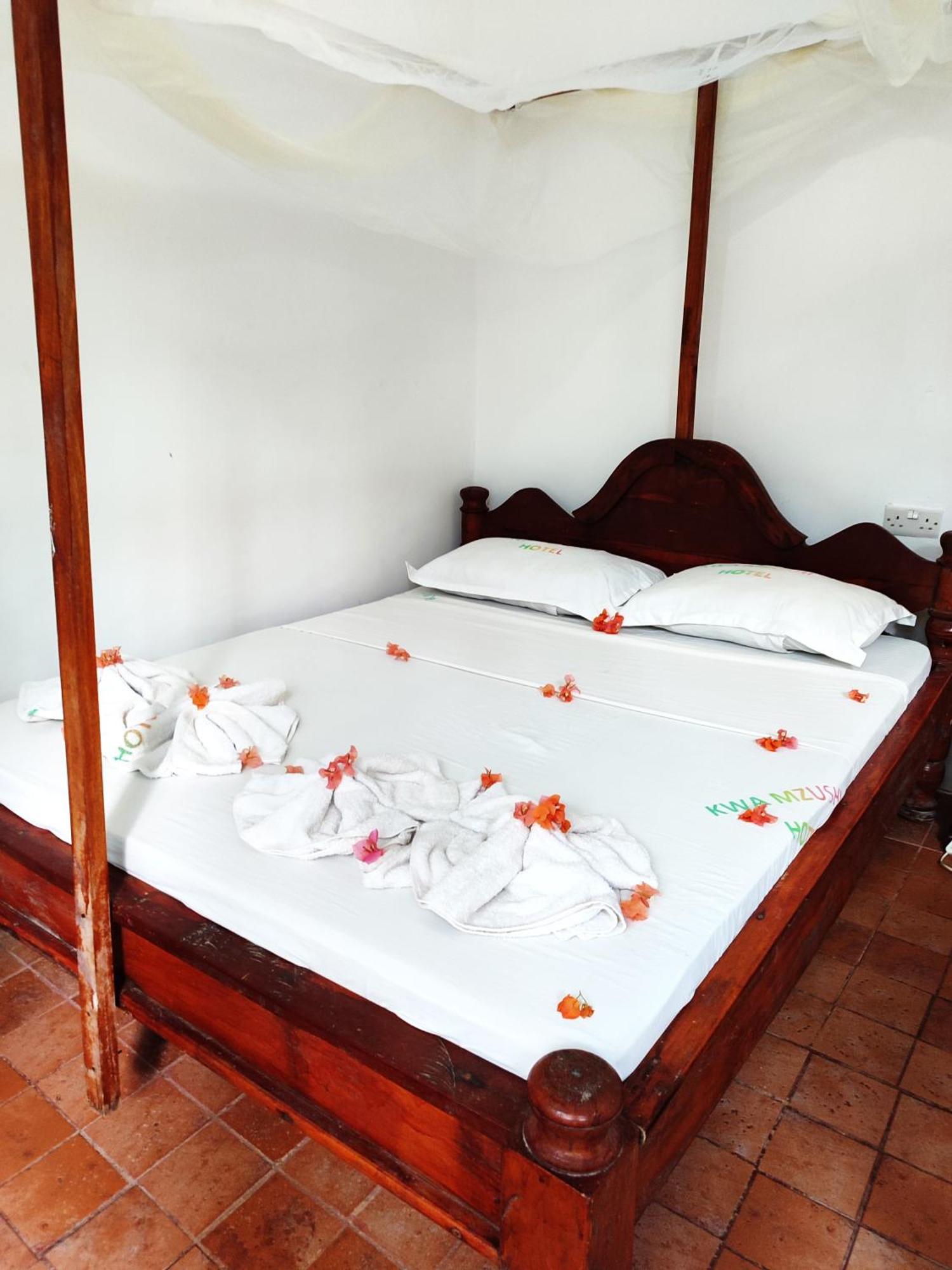 Homeland Swahili Backpacker Budget
