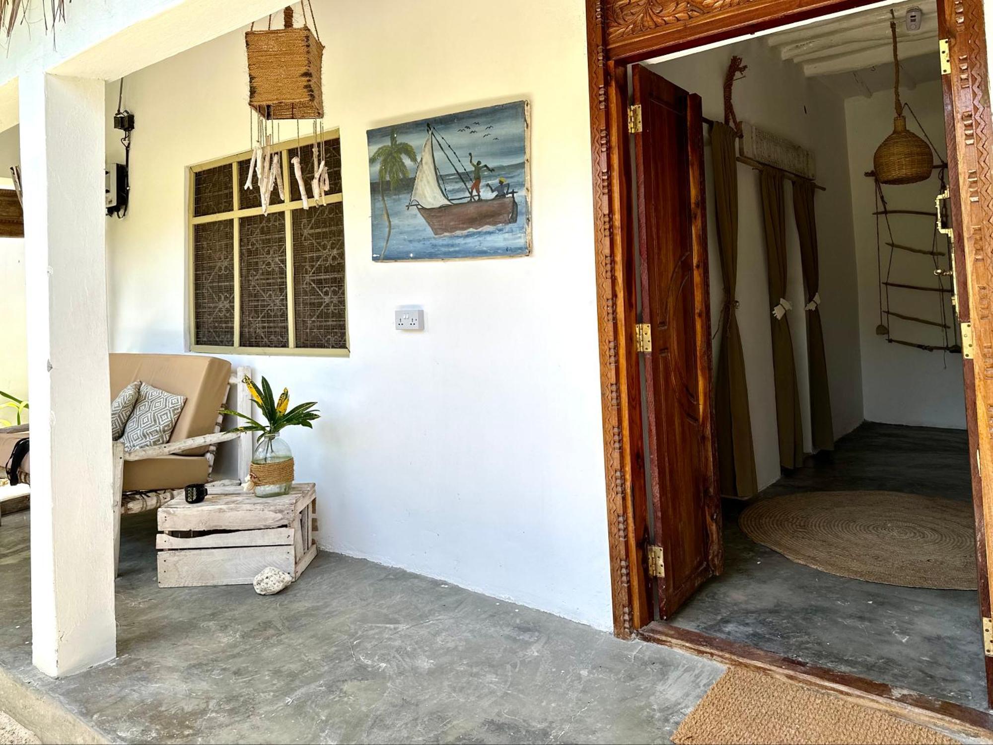 Mlango House Ii Bed & Breakfast *