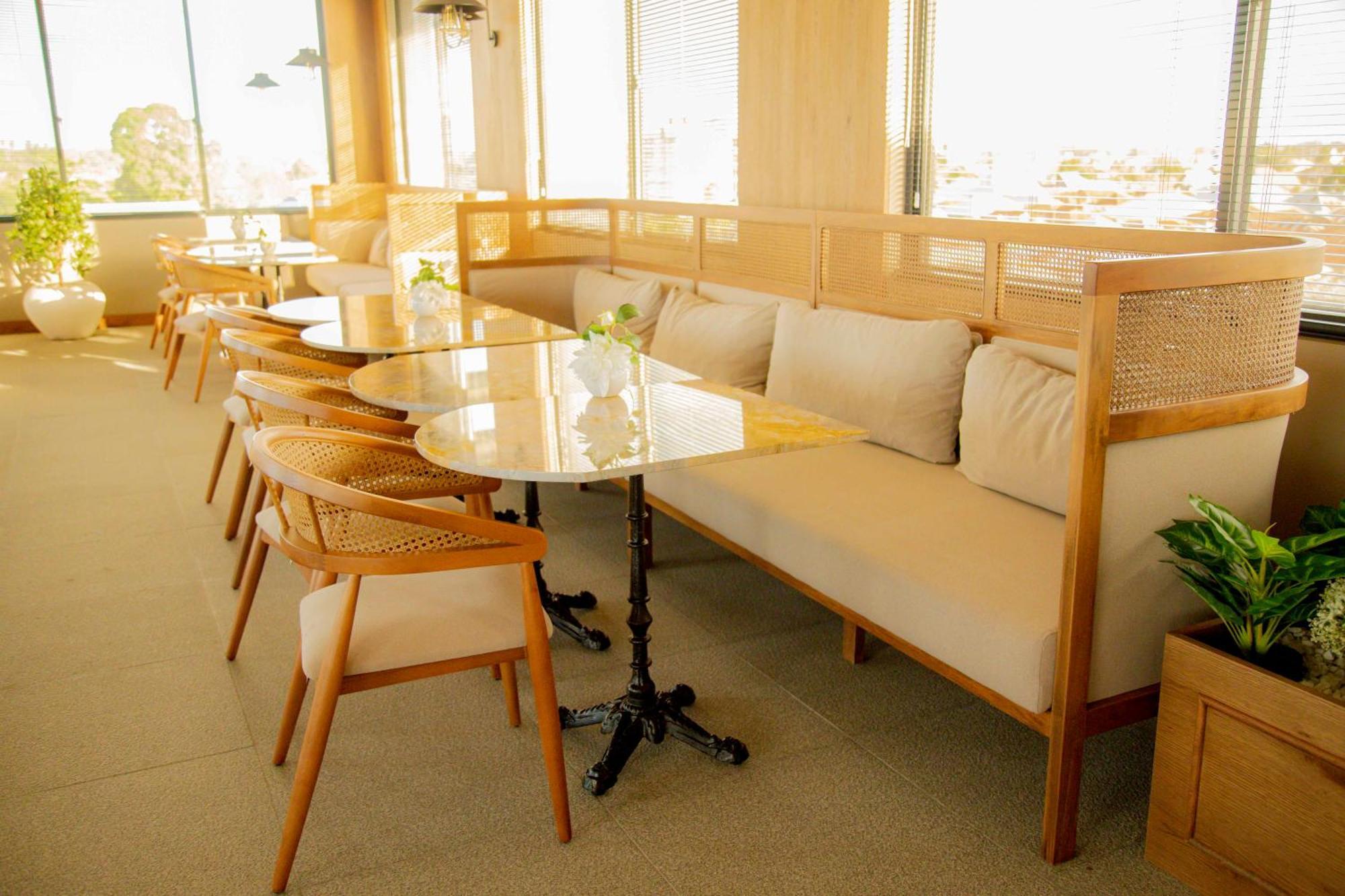 New Amaan Hotel