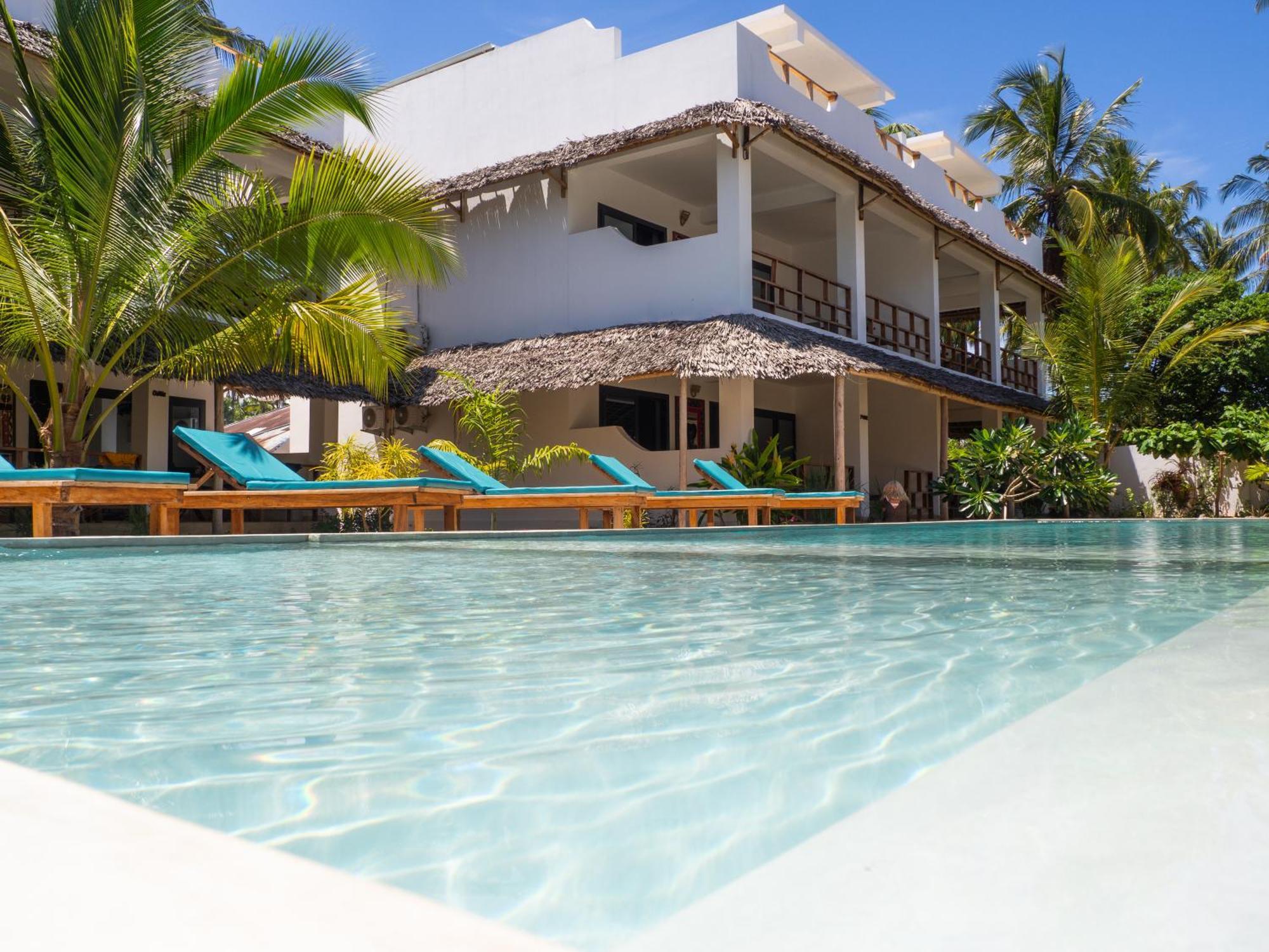 Aparthotel Pingwe Beach Apartments Pingwe