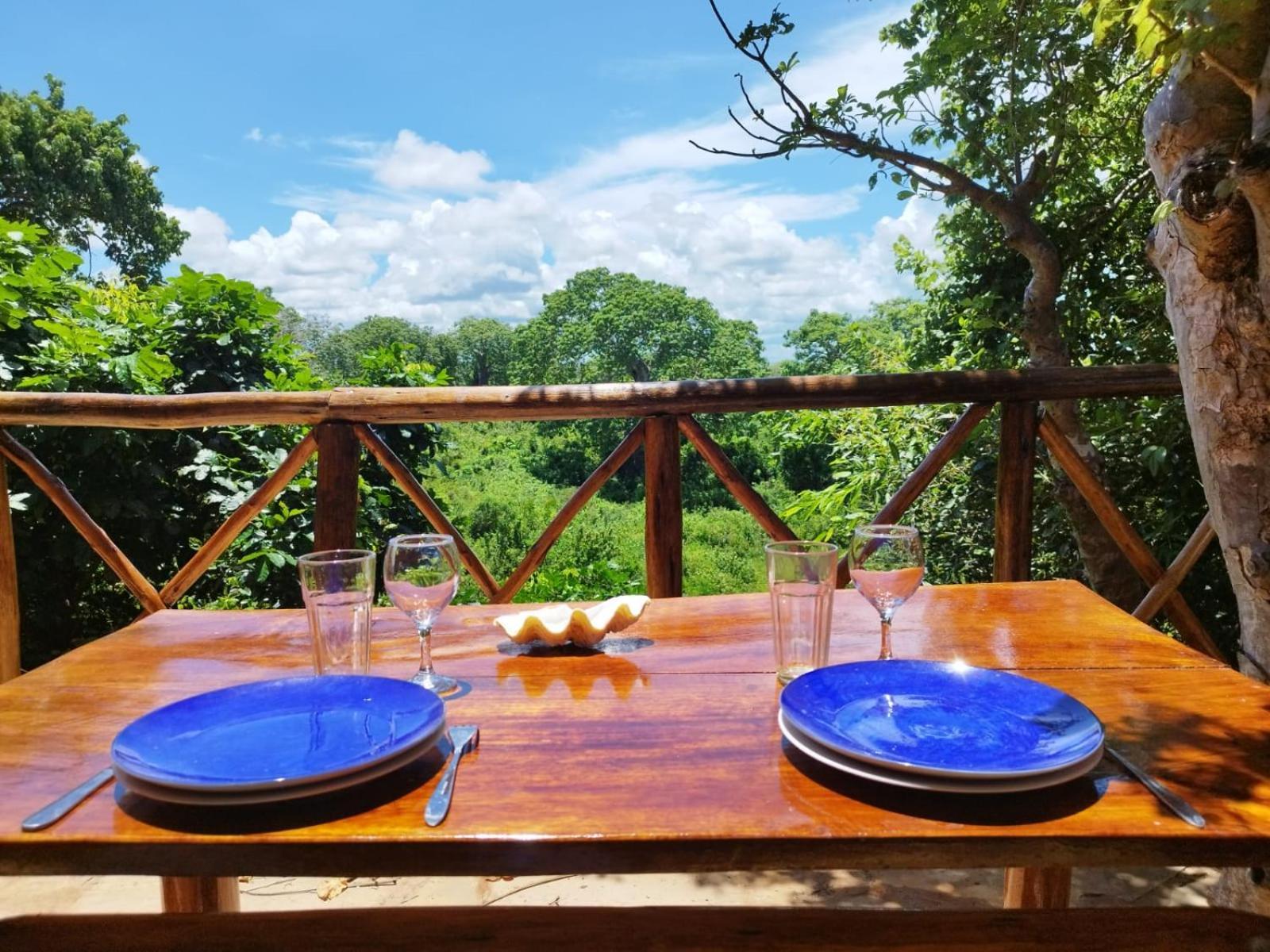 Monkey Mountain Lodge Mtende