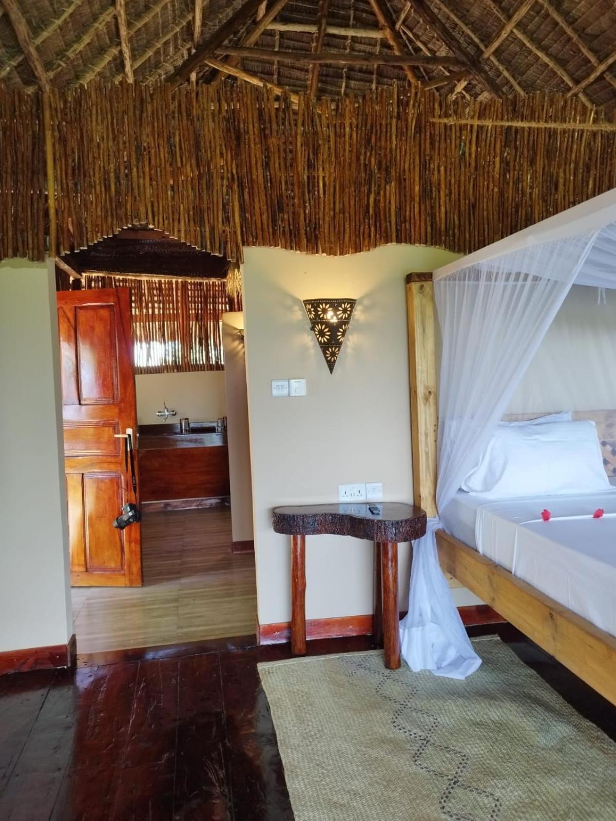 Monkey Mountain Lodge
