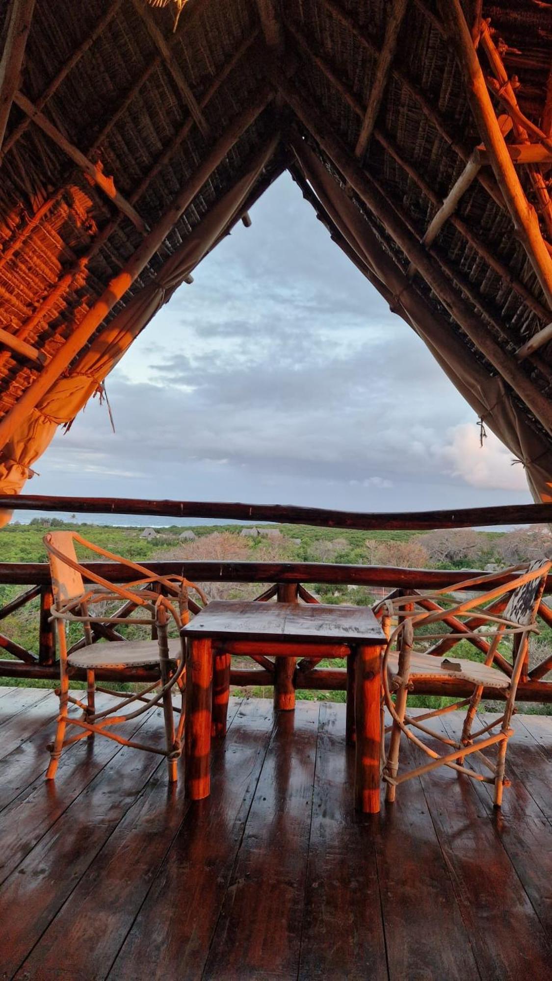 Lodge Monkey Mountain *