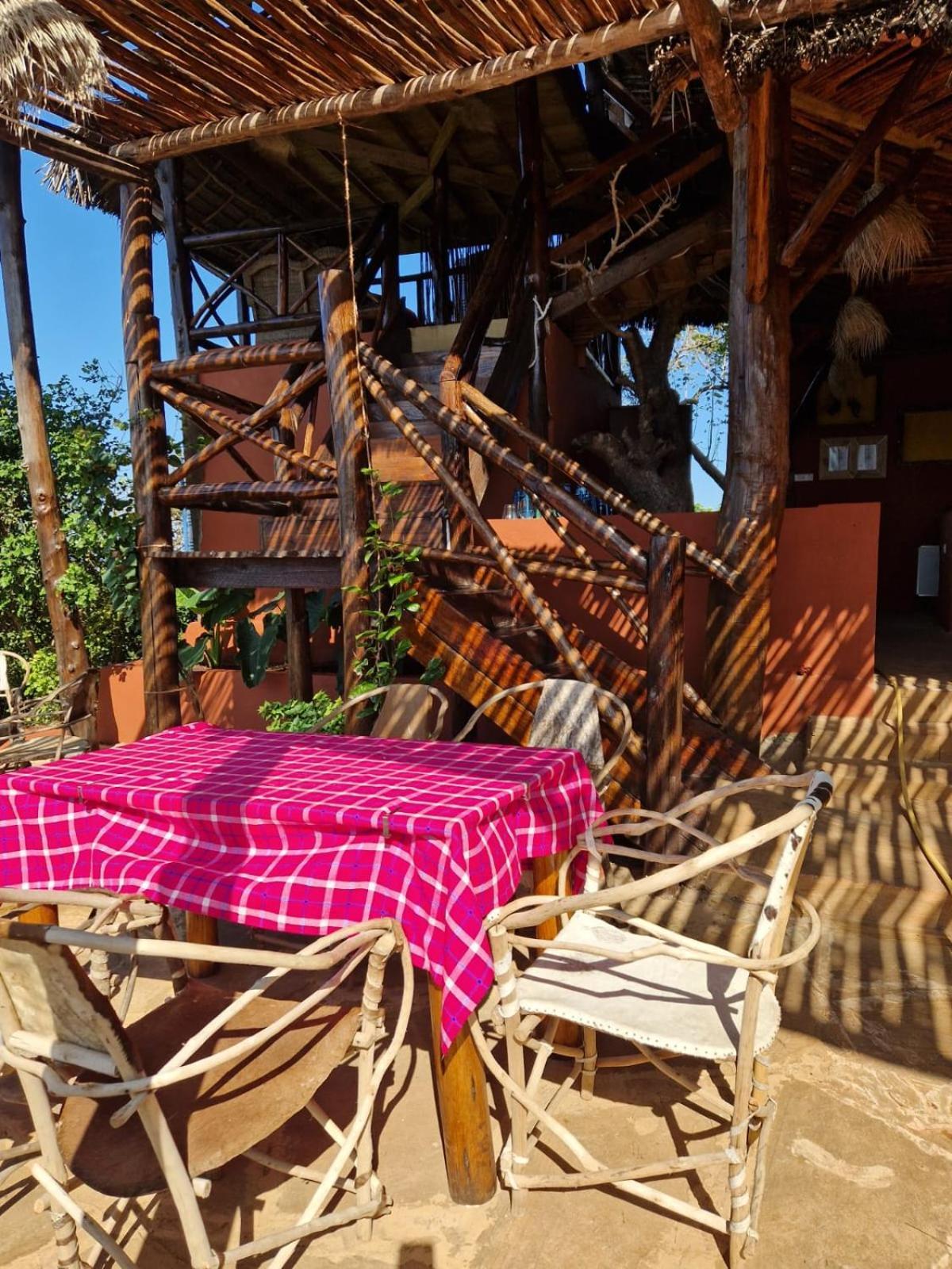 Lodge Monkey Mountain Mtende