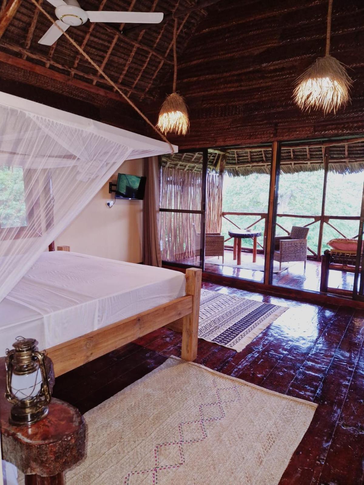Lodge Monkey Mountain