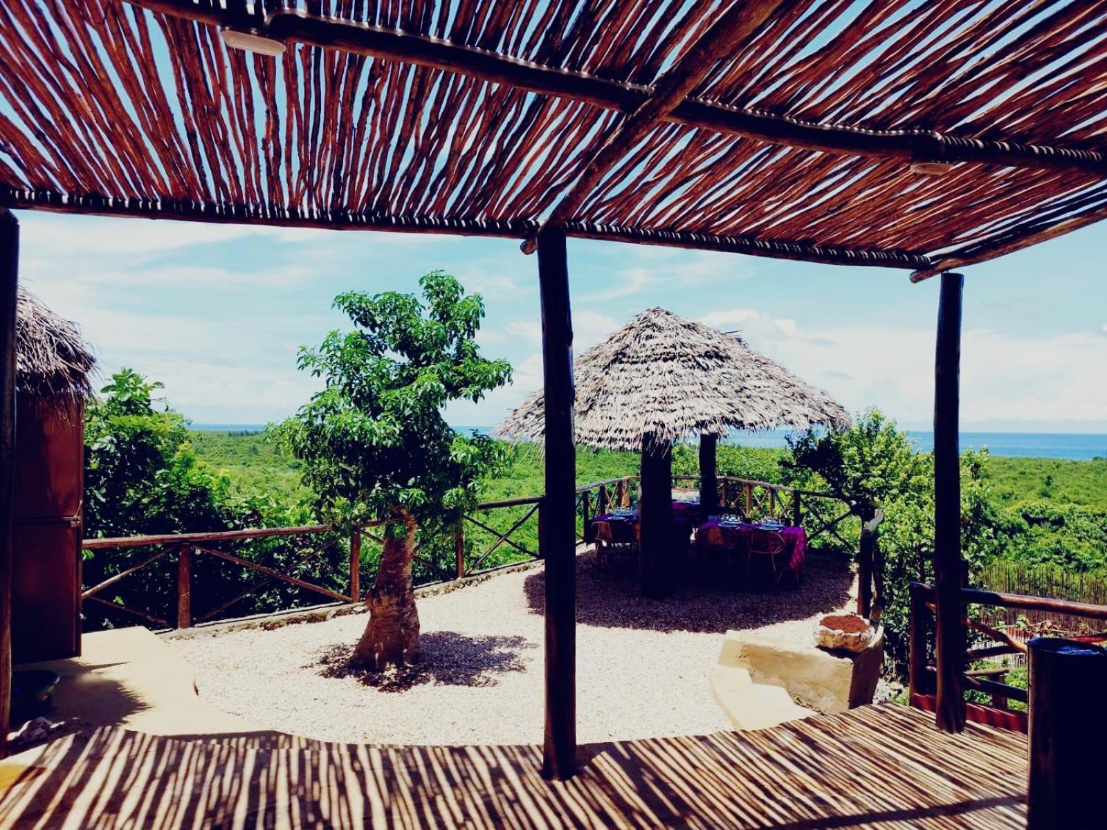 Lodge Monkey Mountain *