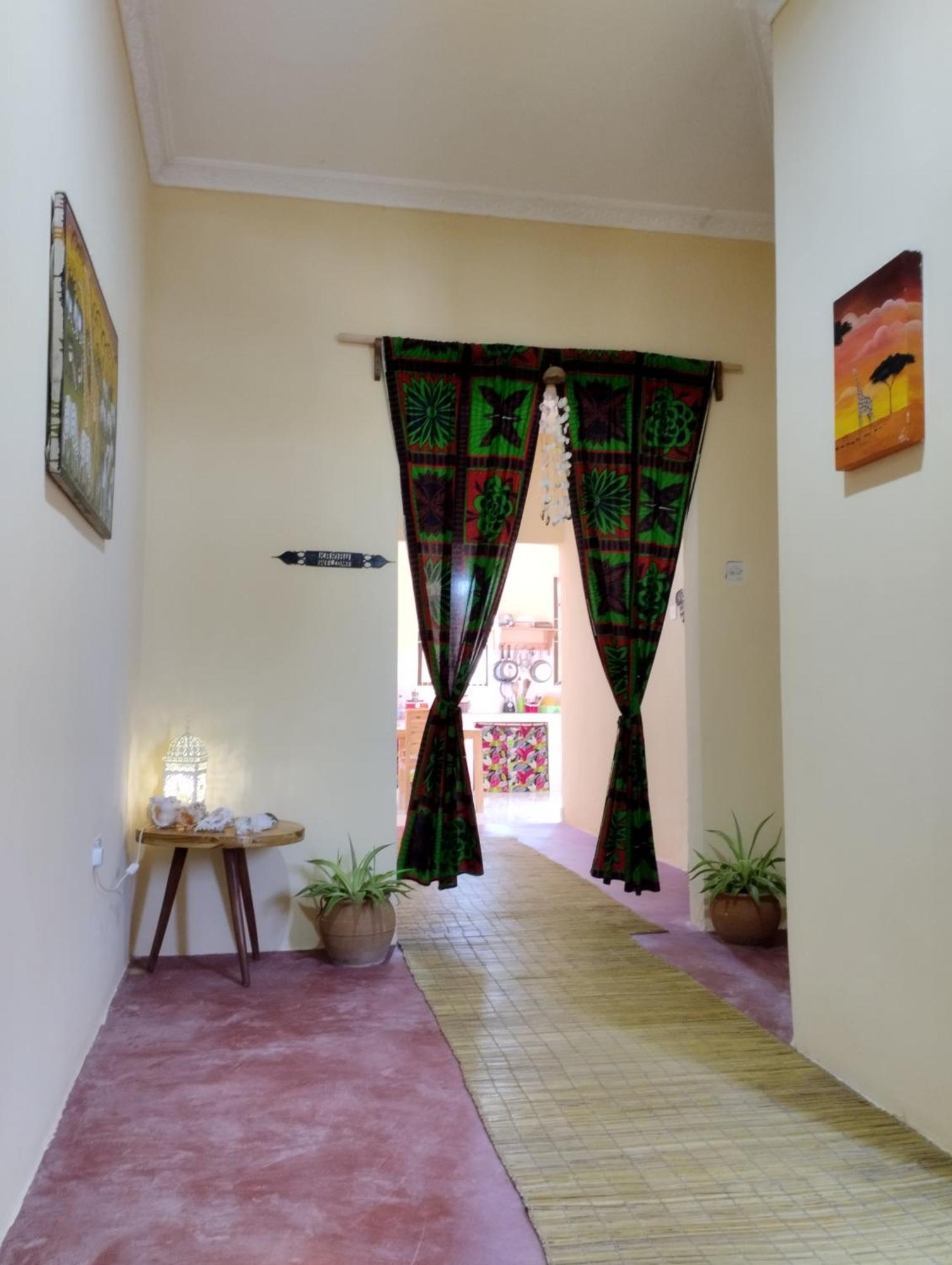Bed & Breakfast Shwari House *