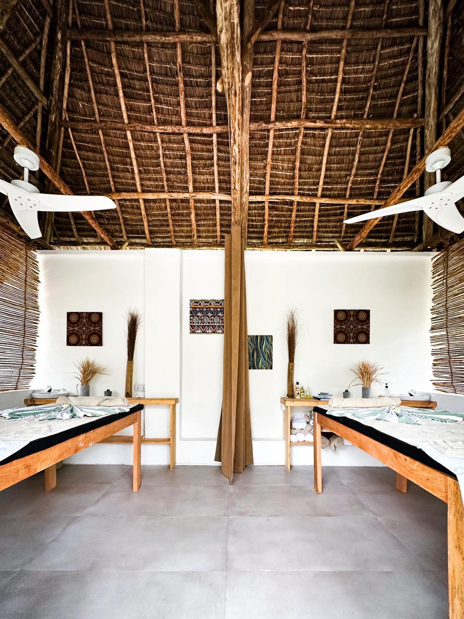 The Oasis Hotel 3*