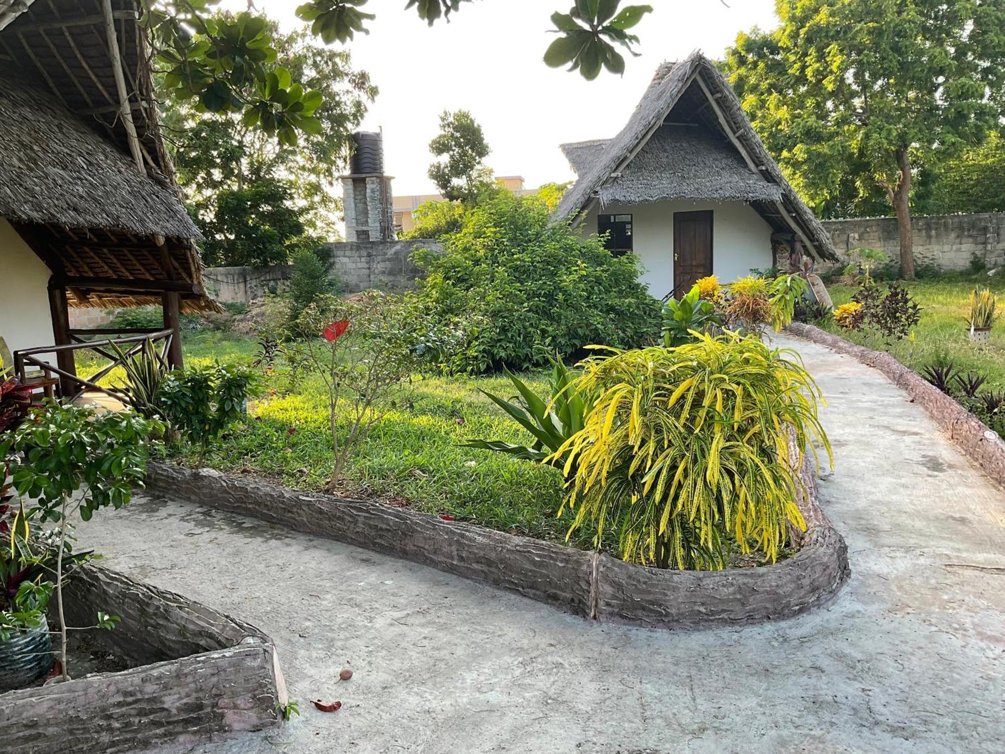 Hotel Zanzi Rest *