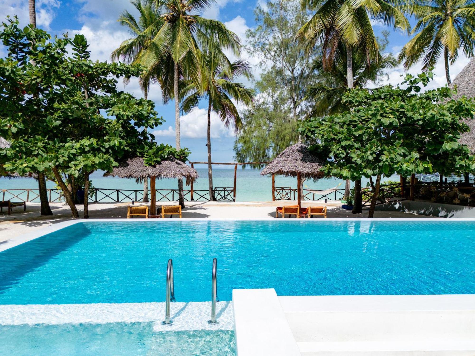 Resort Manolo Uroa