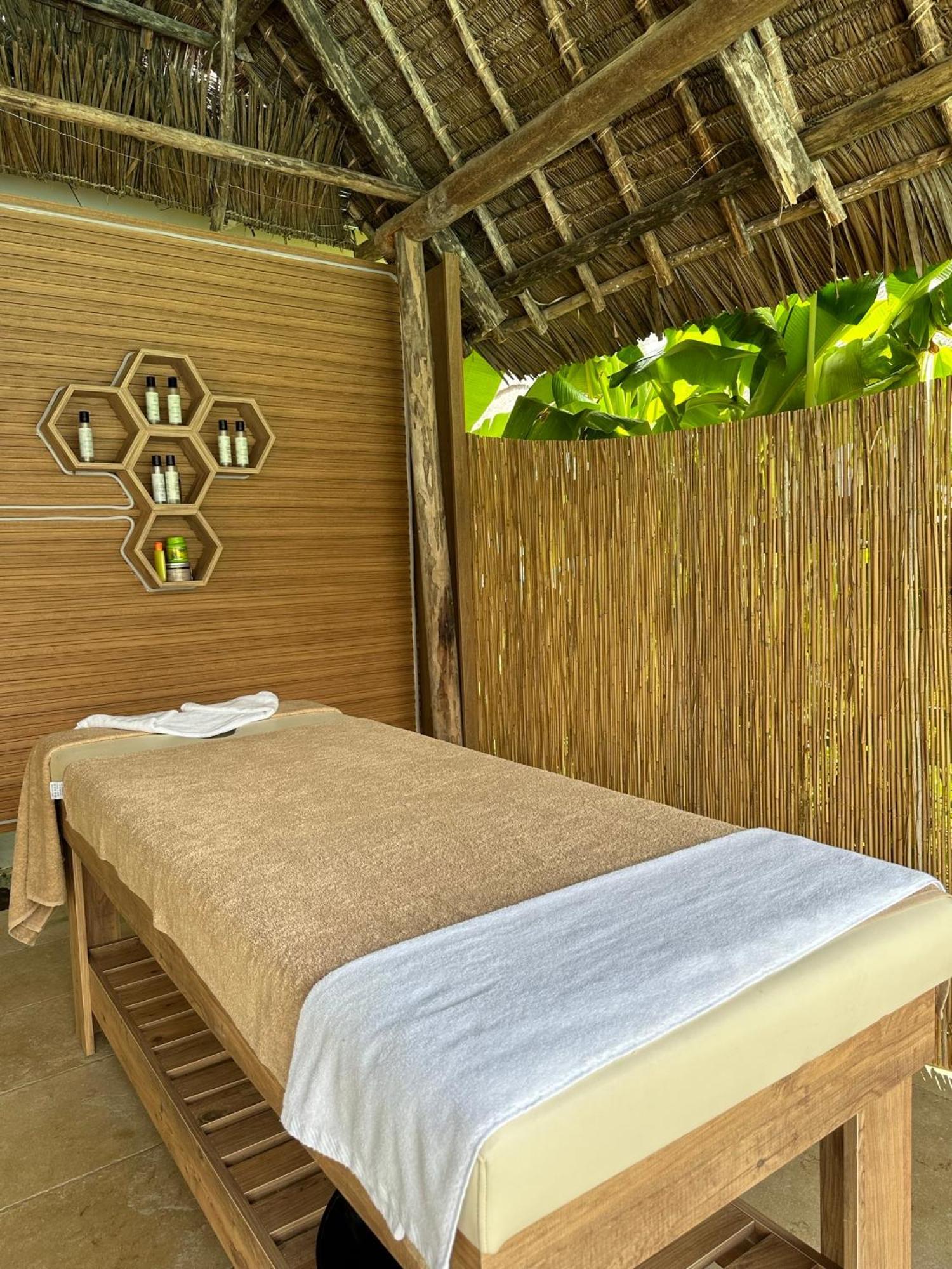 Turkuaz Zanzibar 5* Kiwengwa (Zanzibar)
