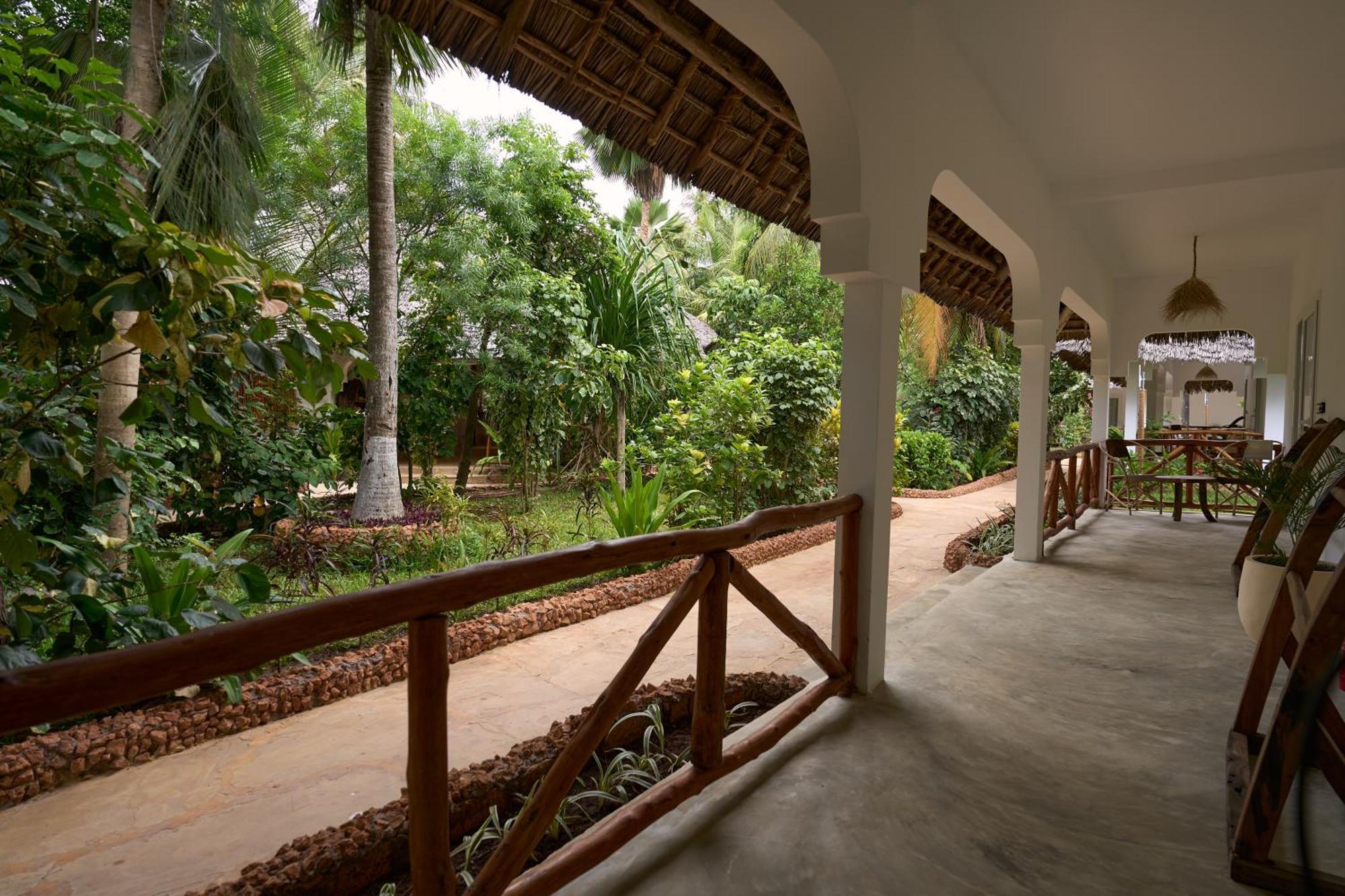 African Hotel