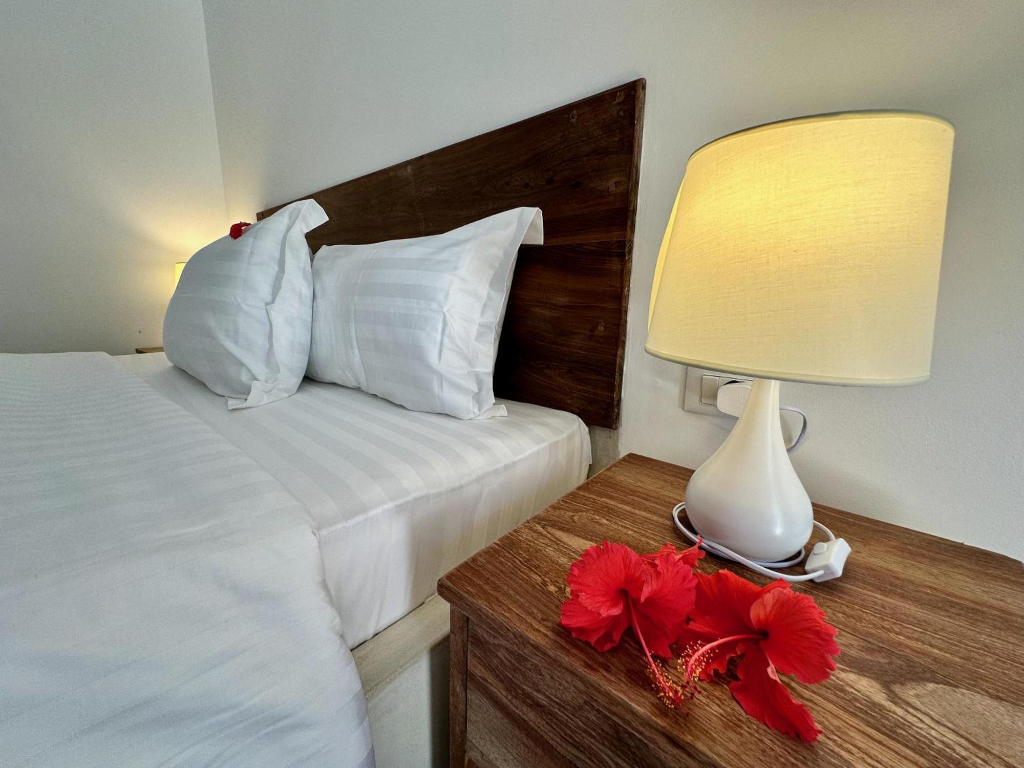 Beachfront Alma With Private Pool Zanzibarhouses Villa